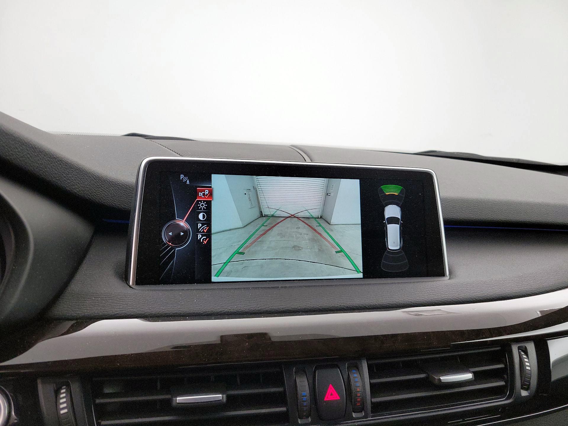 Thumbnail: 2016 BMW X5 - 15