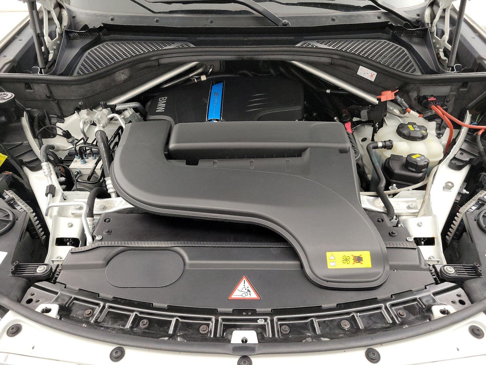 2016 BMW X5 xDrive40e - Photo 23