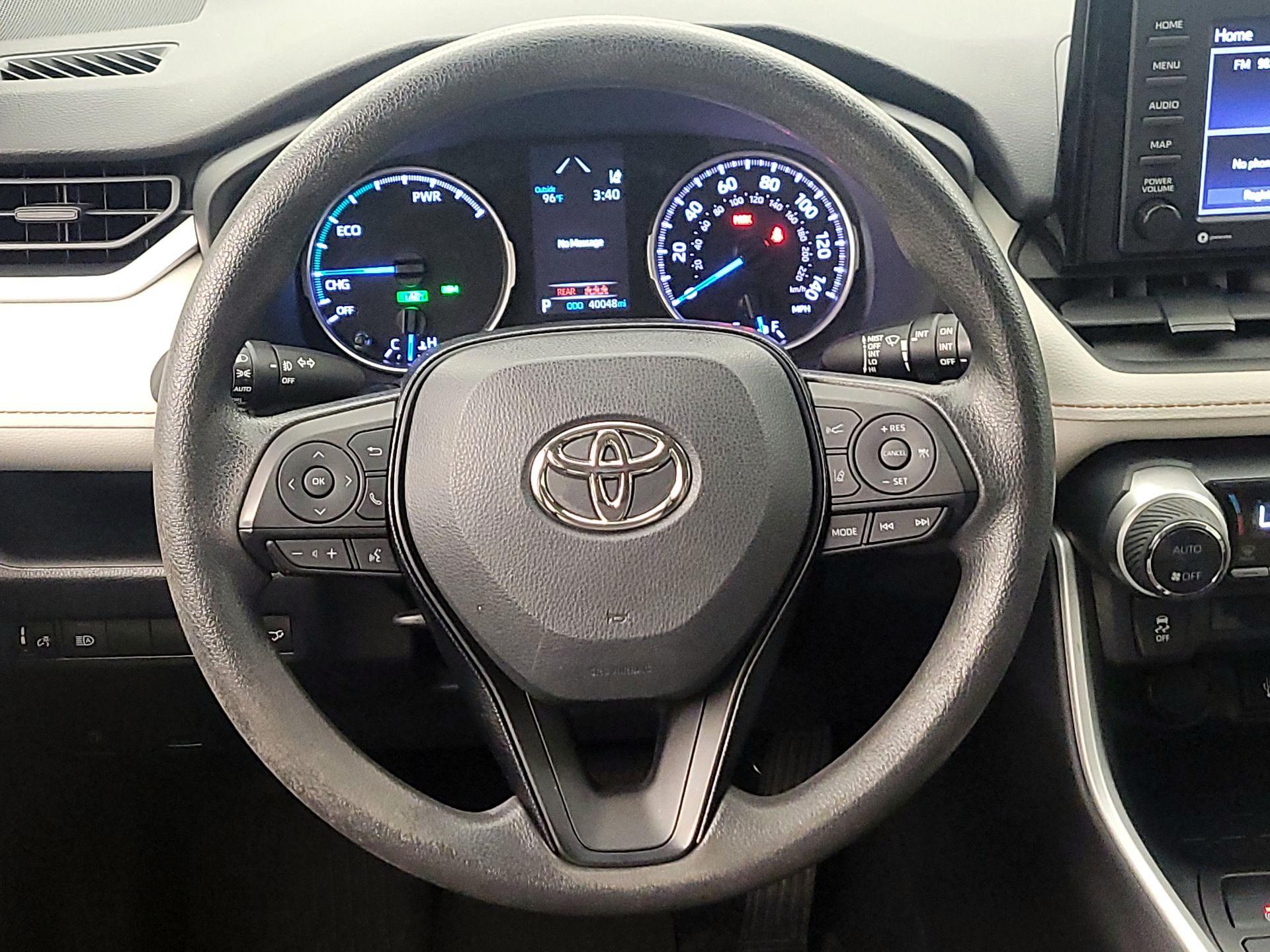 Thumbnail: 2021 Toyota RAV4 - 10