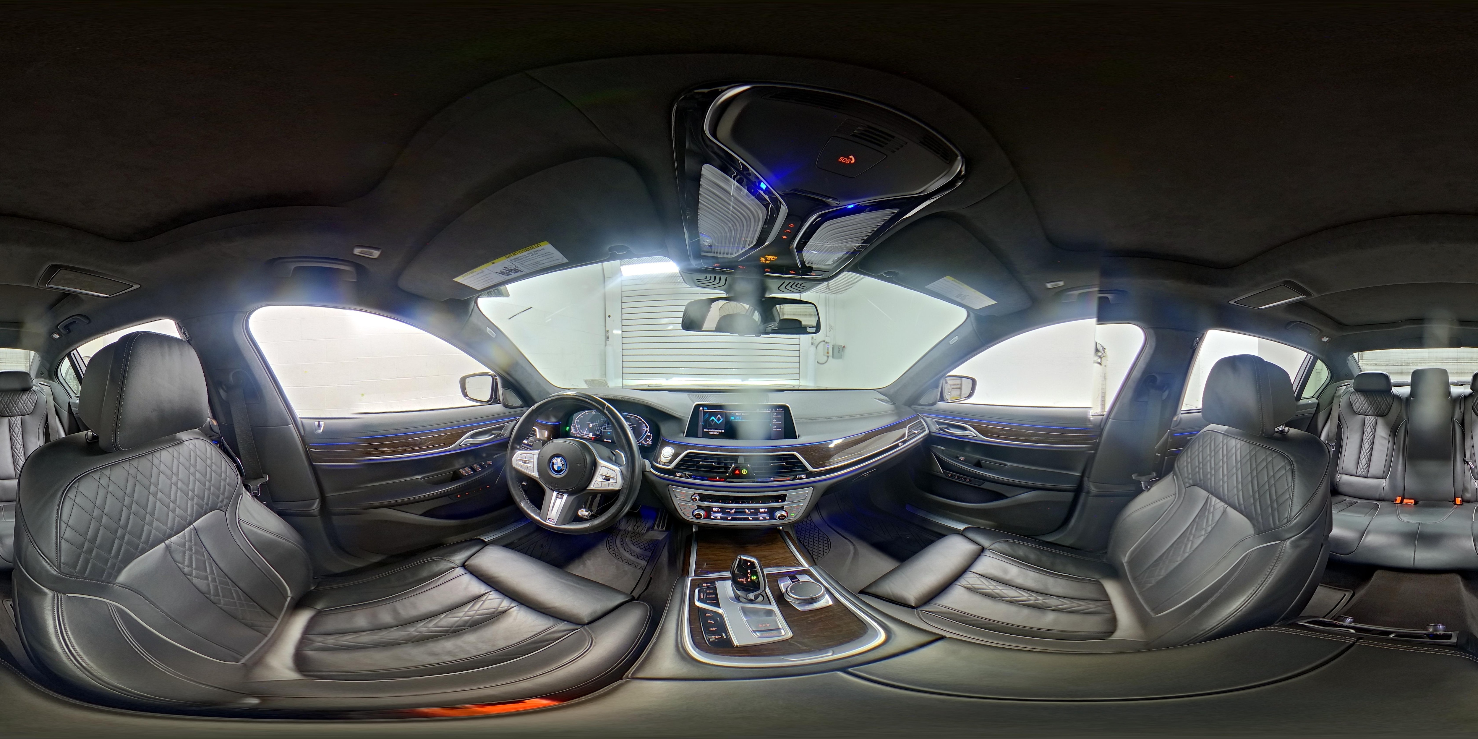 2022 BMW 7 Series 745e - Photo 20