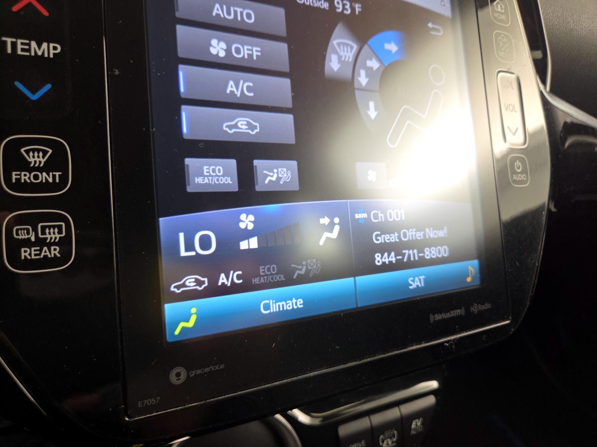 Thumbnail: 2021 Toyota Prius Prime - 17