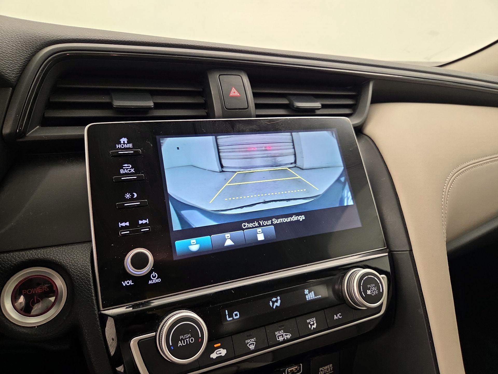 Thumbnail: 2020 Honda Insight - 14