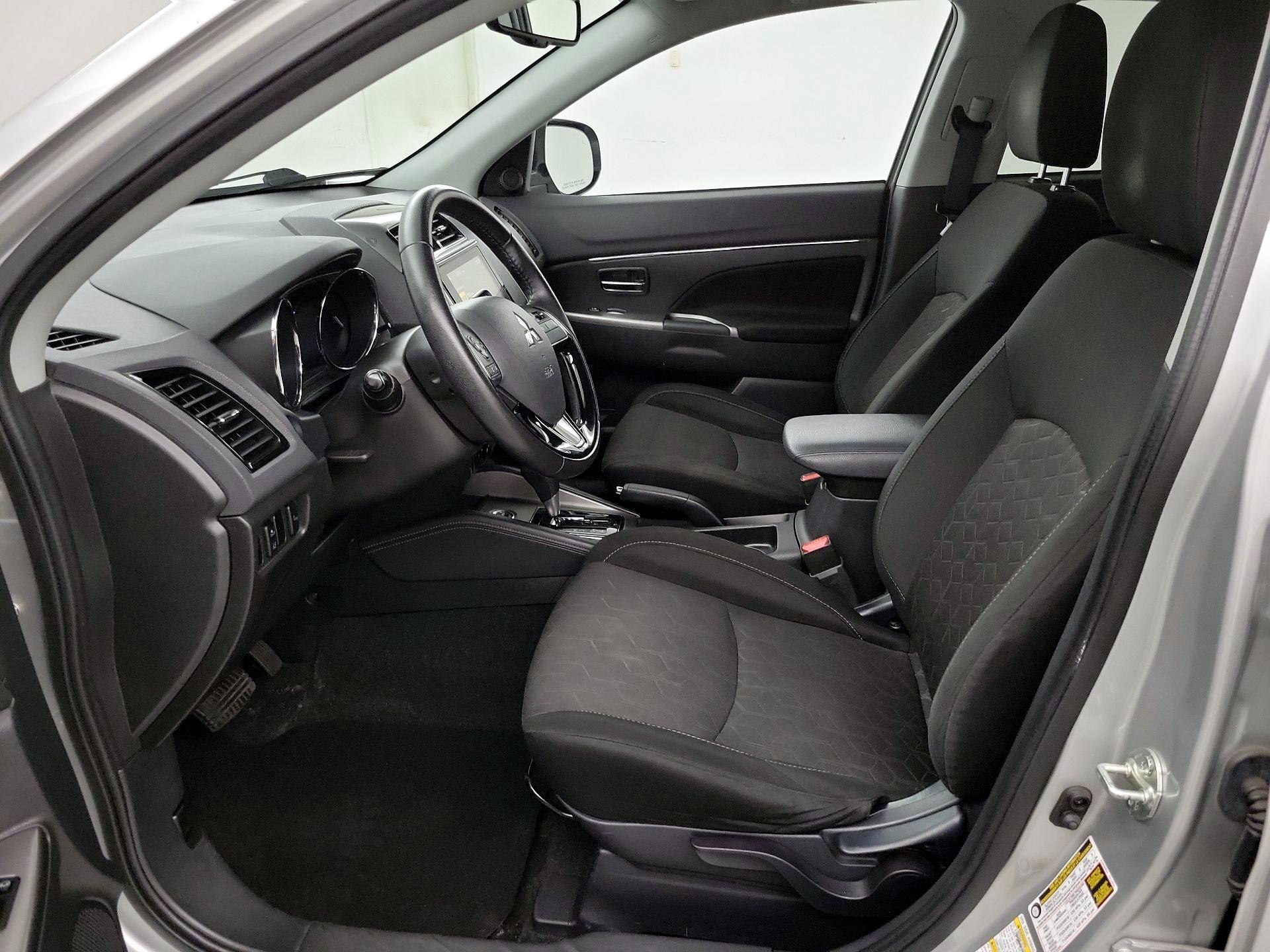 Thumbnail: 2020 Mitsubishi Outlander Sport - 11