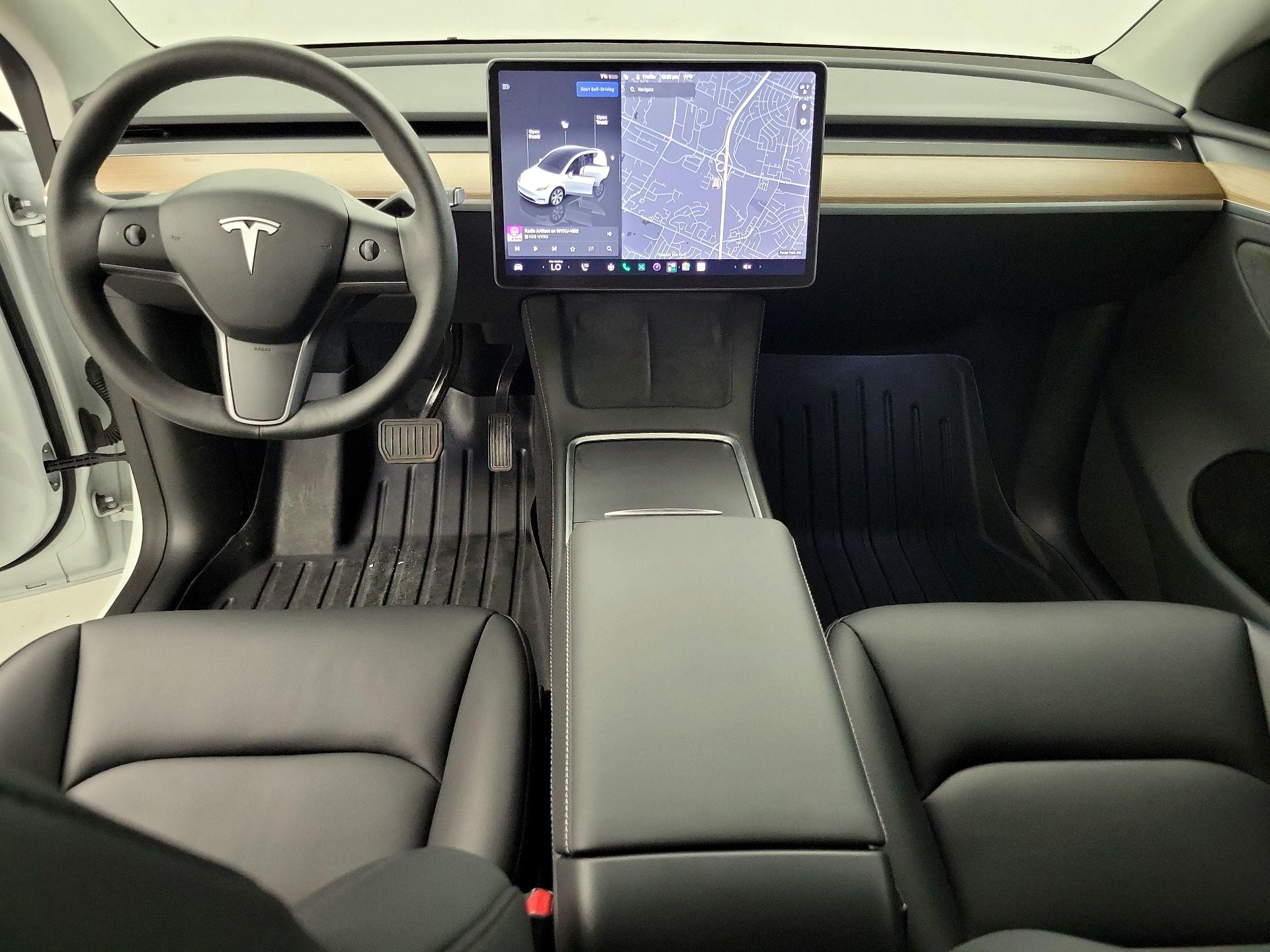 Thumbnail: 2023 Tesla Model Y - 9