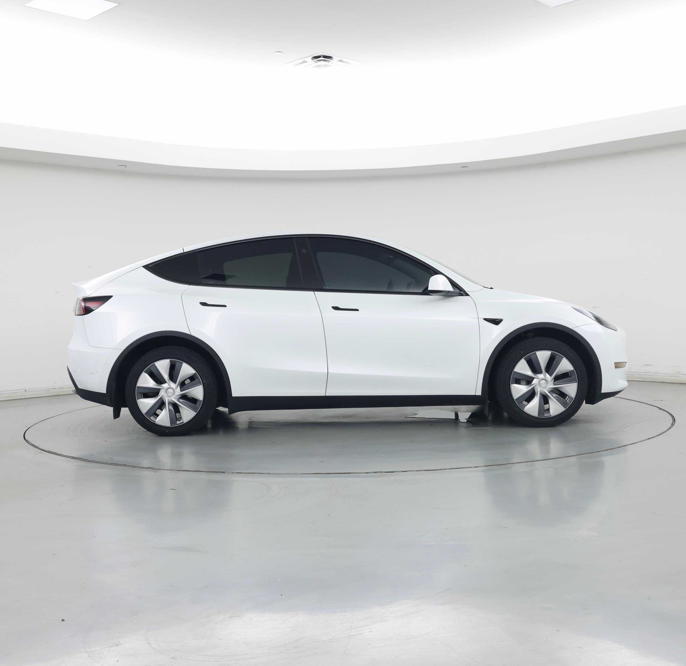 Thumbnail: 2023 Tesla Model Y - 7