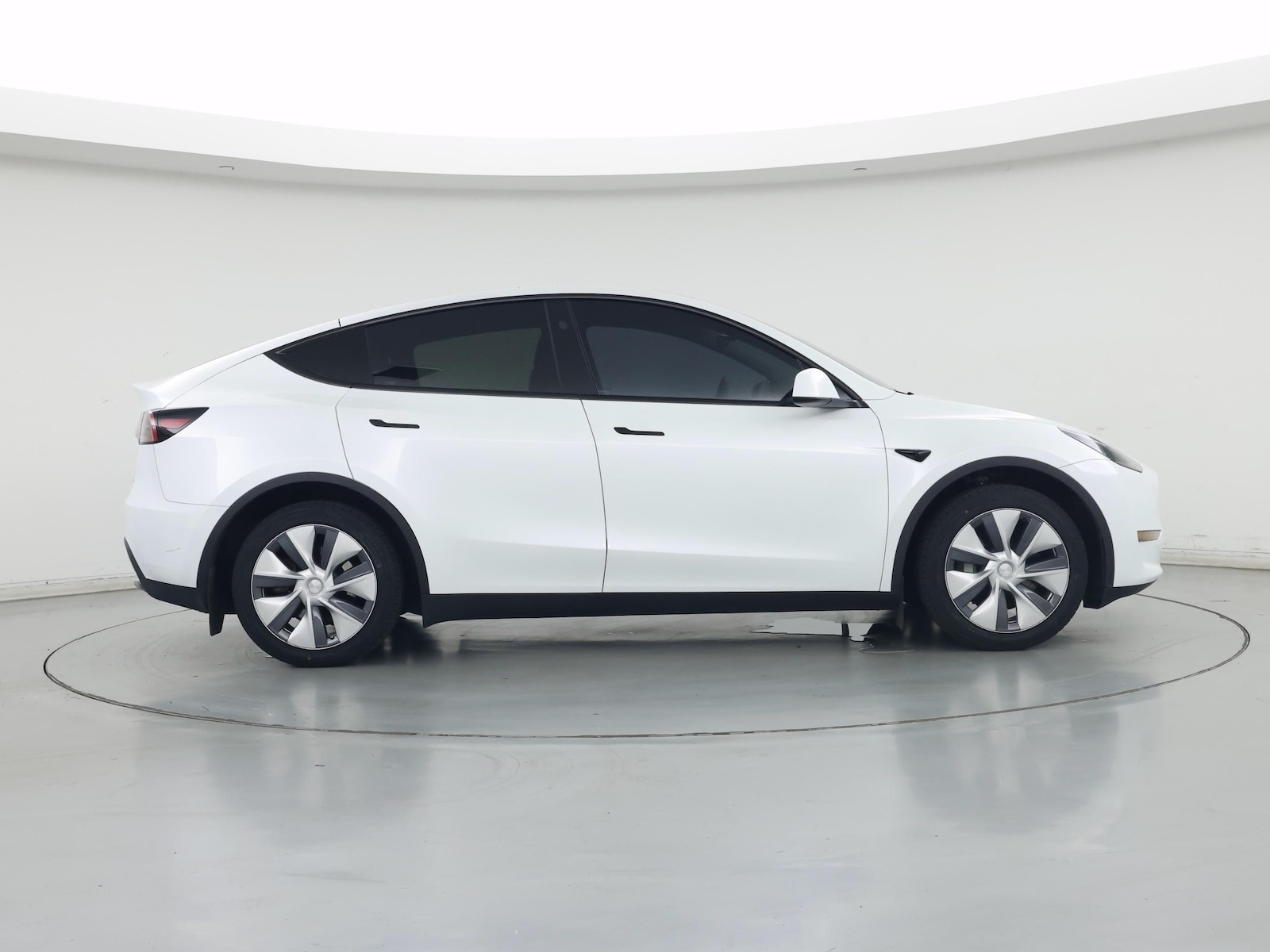 2023 Tesla Model Y Long Range - Photo 8