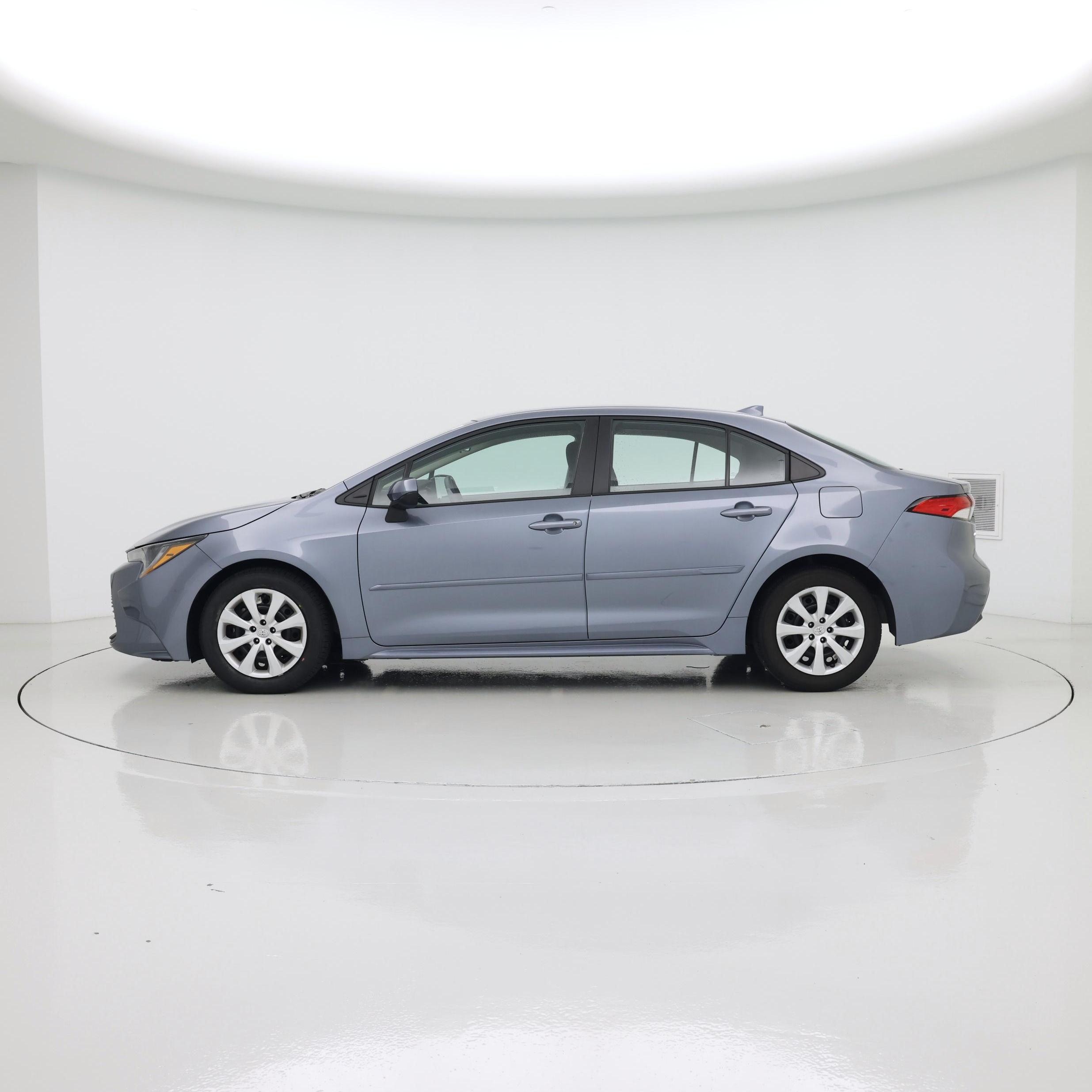 Thumbnail: 2023 Toyota Corolla - 3