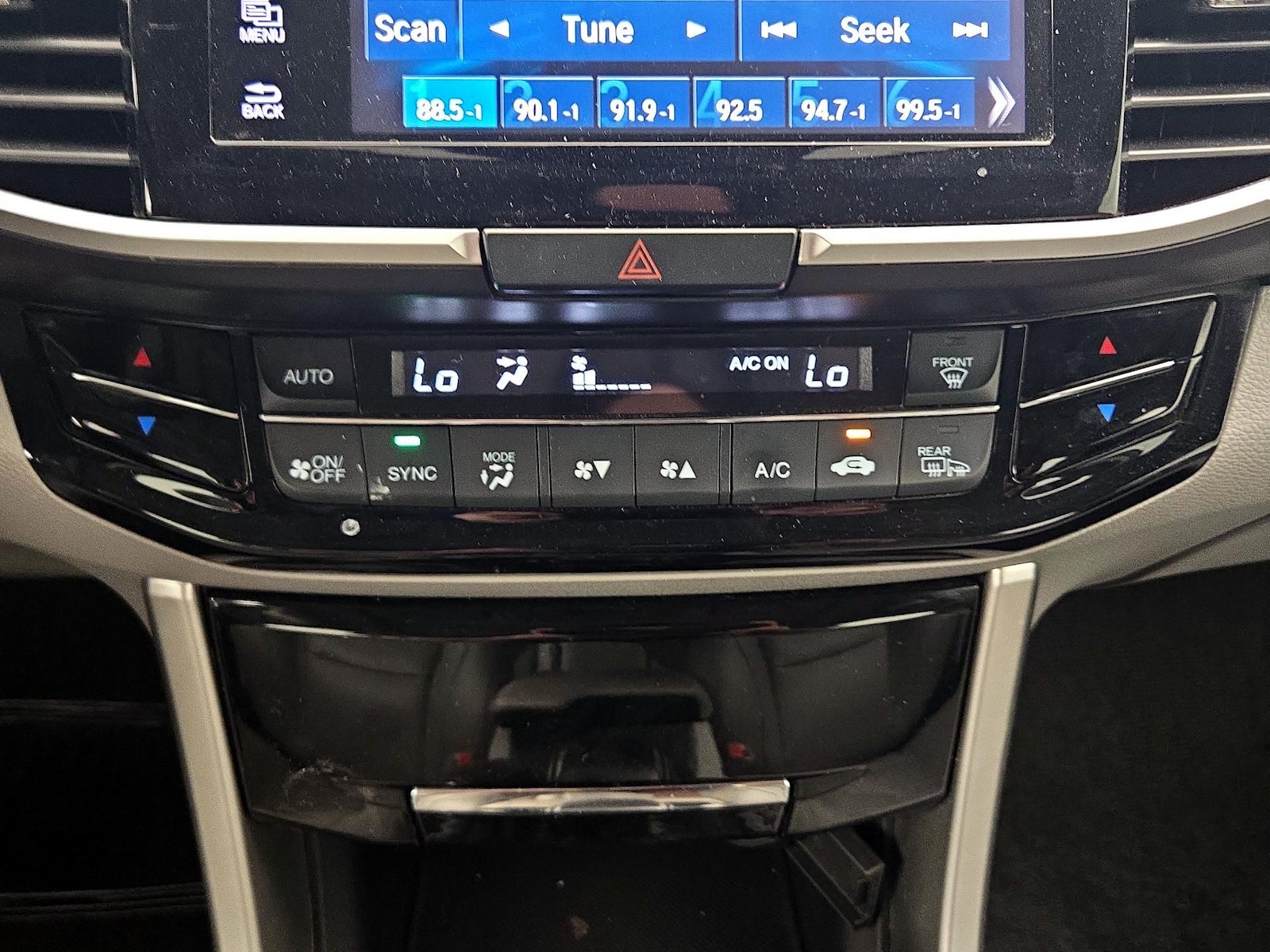 2016 Honda Accord EX-L V-6 - Photo 18