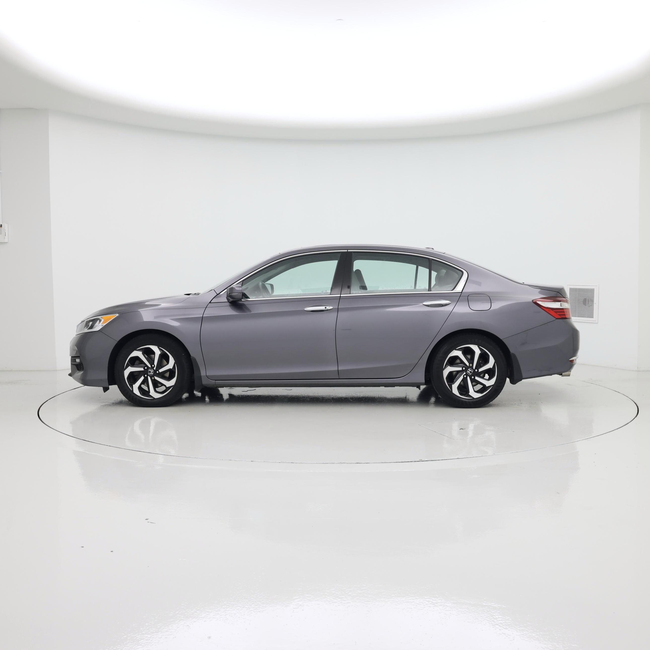 Thumbnail: 2016 Honda Accord - 3