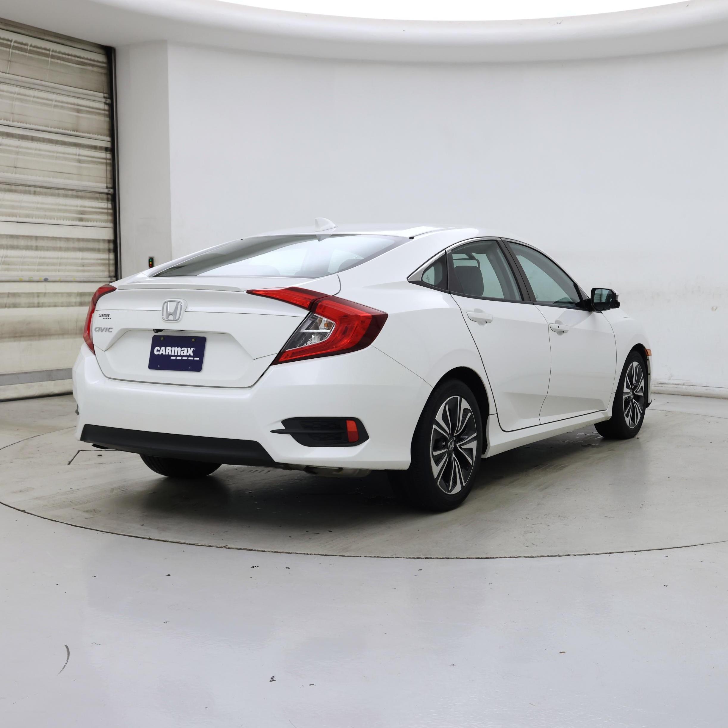 Thumbnail: 2017 Honda Civic - 8