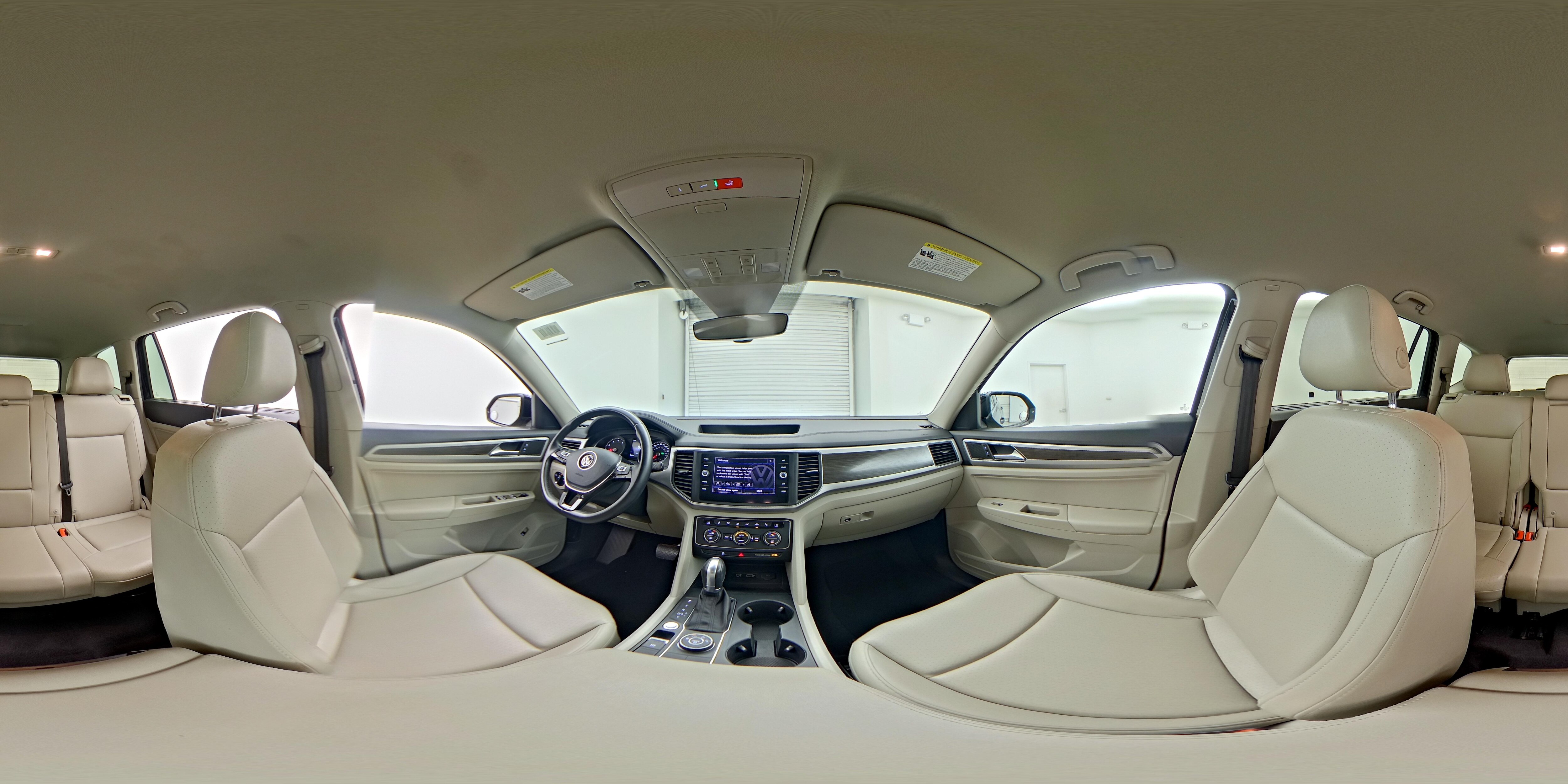 2018 Volkswagen Atlas SE w/Tech - Photo 26