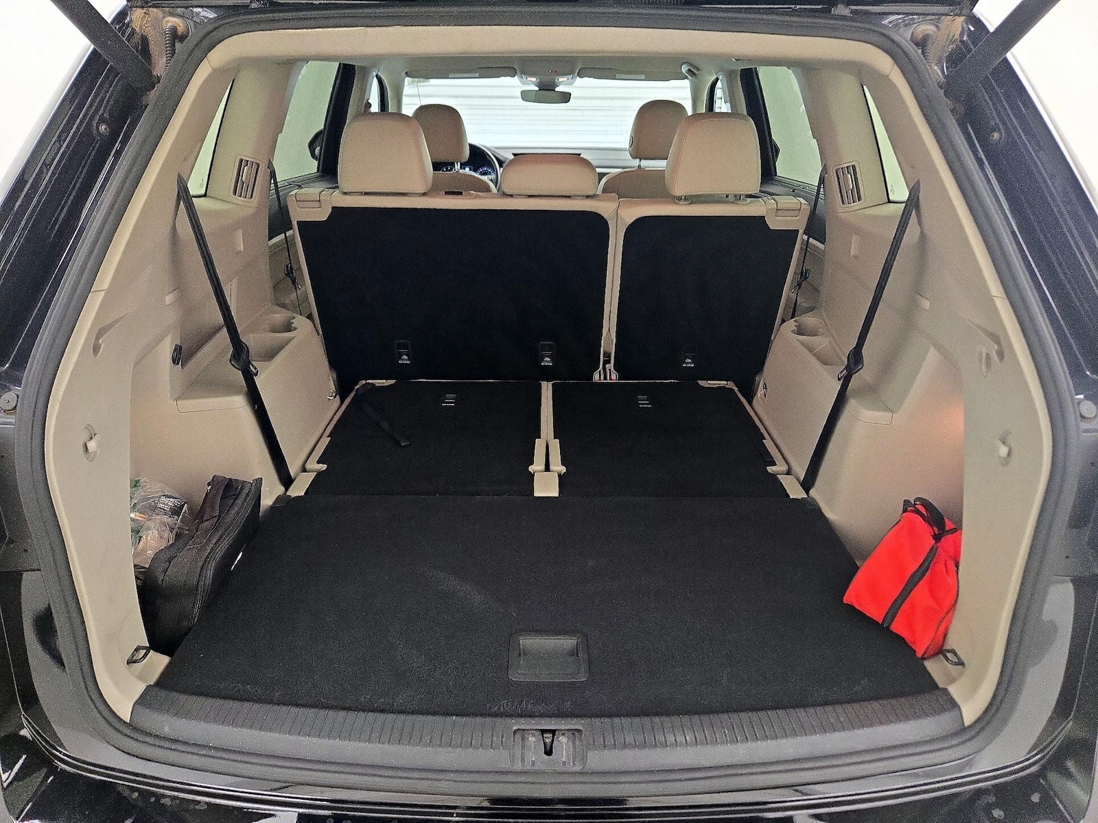 2018 Volkswagen Atlas SE w/Tech - Photo 23