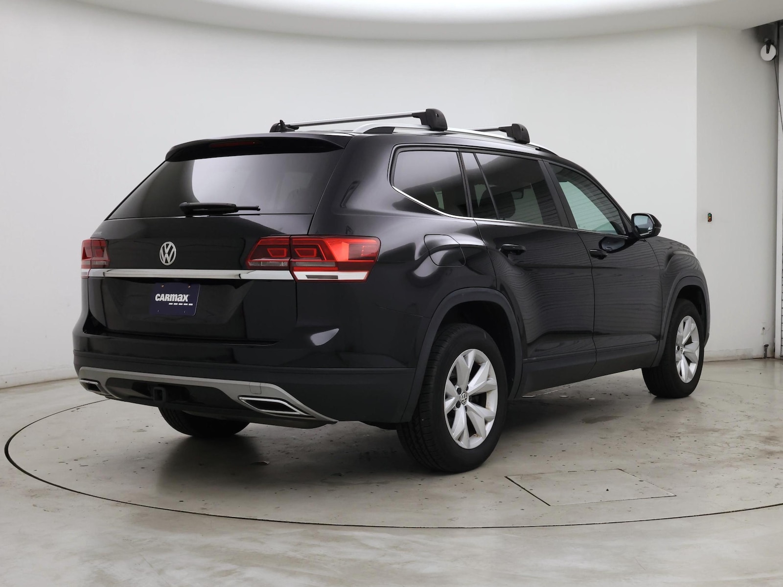 2018 Volkswagen Atlas SE w/Tech - Photo 9