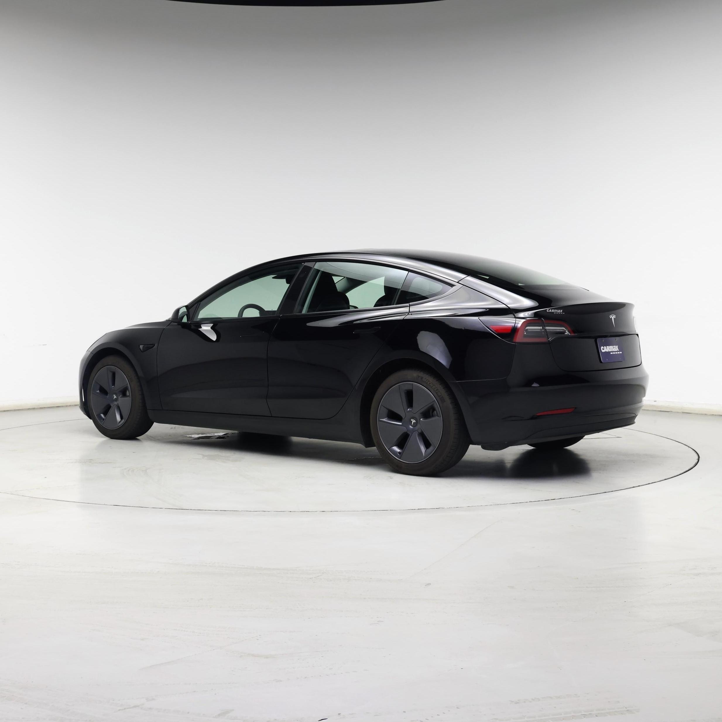 Thumbnail: 2023 Tesla Model 3 - 2