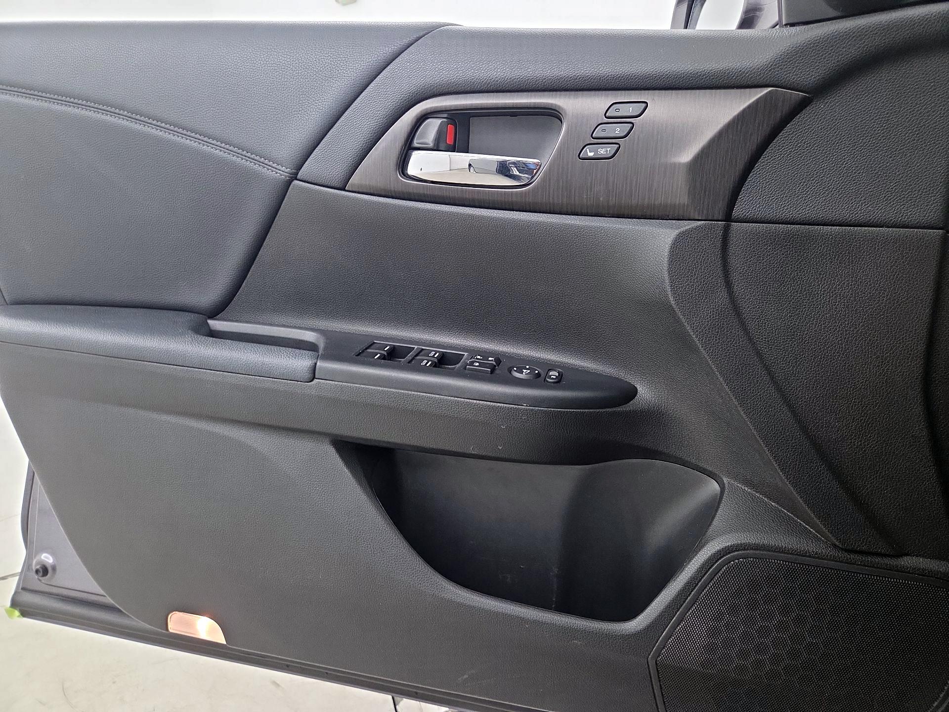 Thumbnail: 2014 Honda Accord - 12