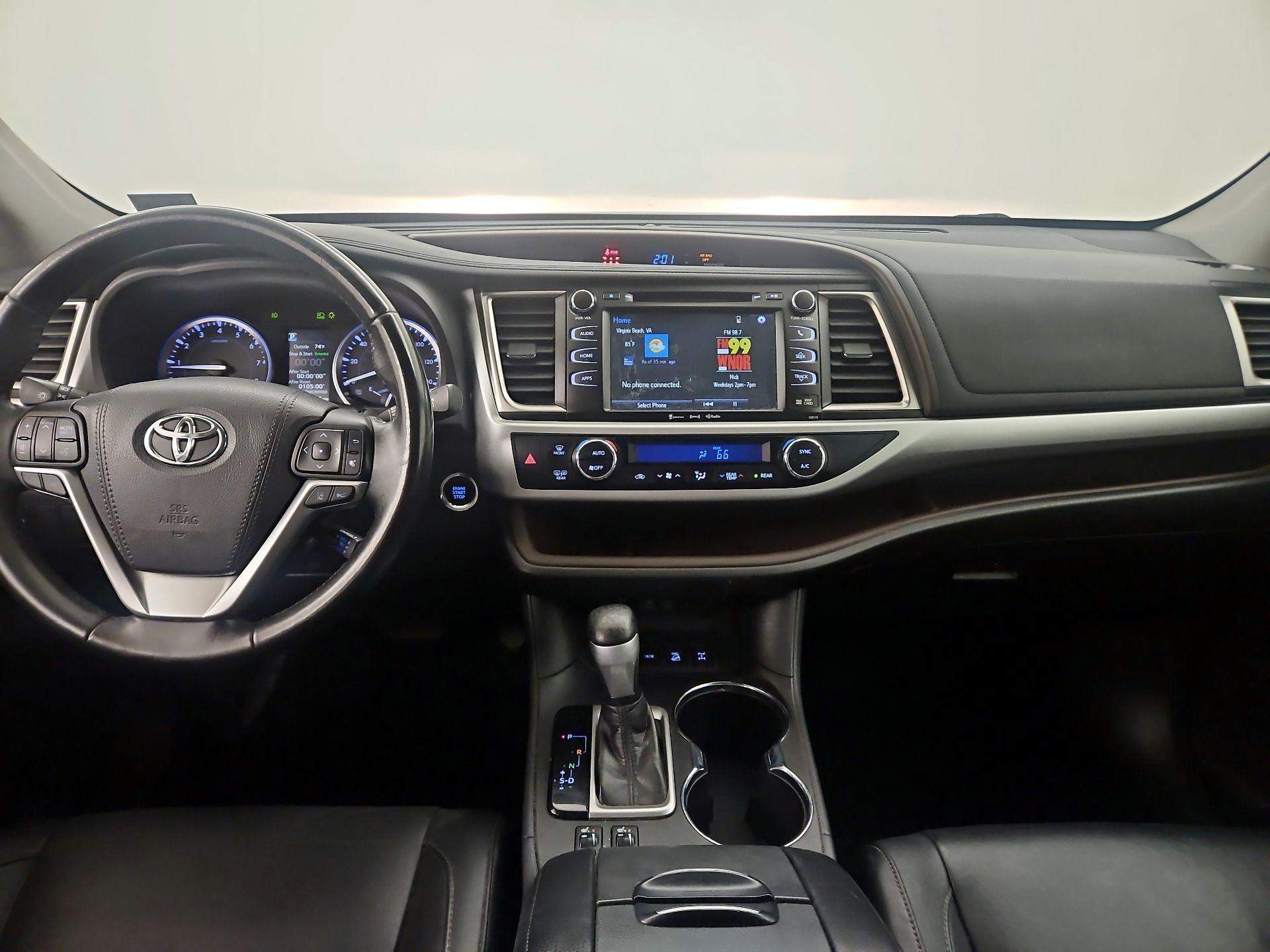 Thumbnail: 2018 Toyota Highlander - 9