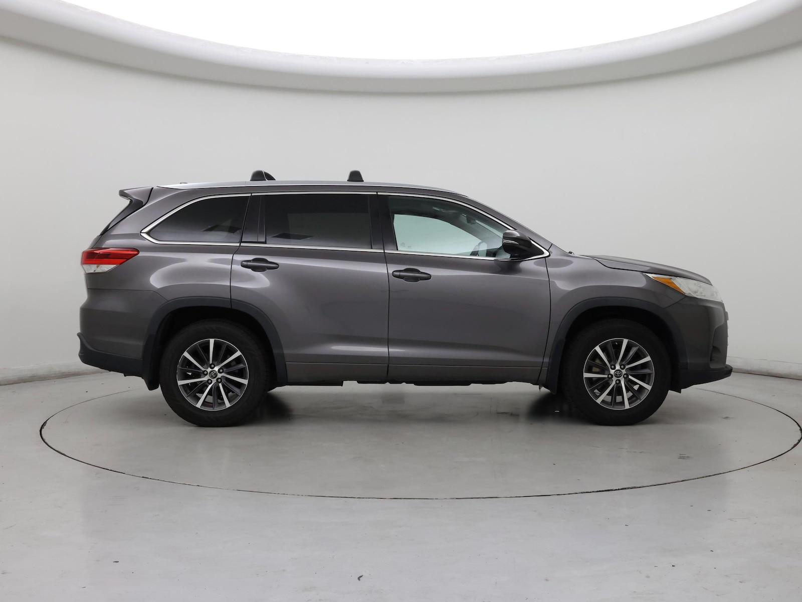 2018 Toyota Highlander XLE - Photo 8