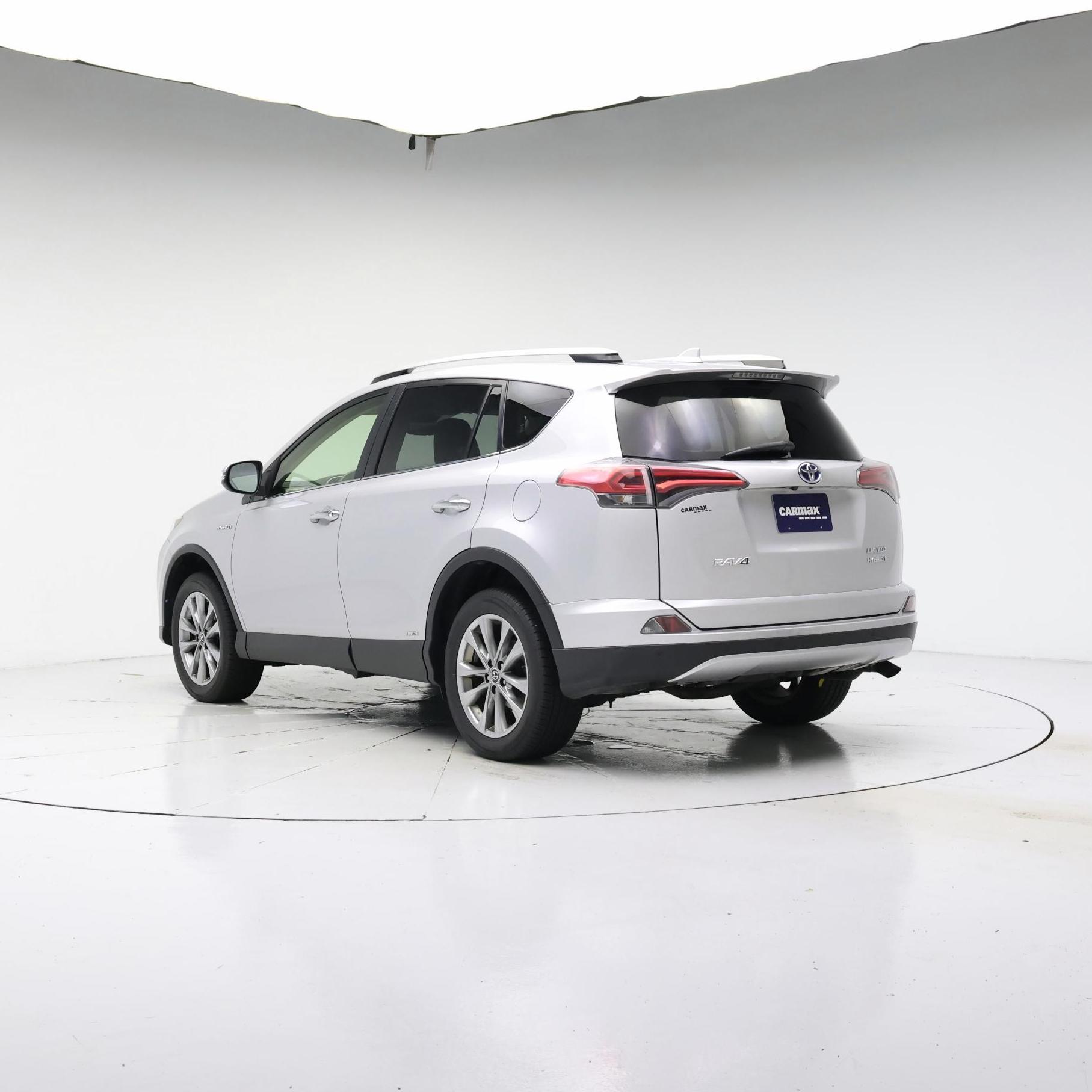 Thumbnail: 2016 Toyota RAV4 - 2