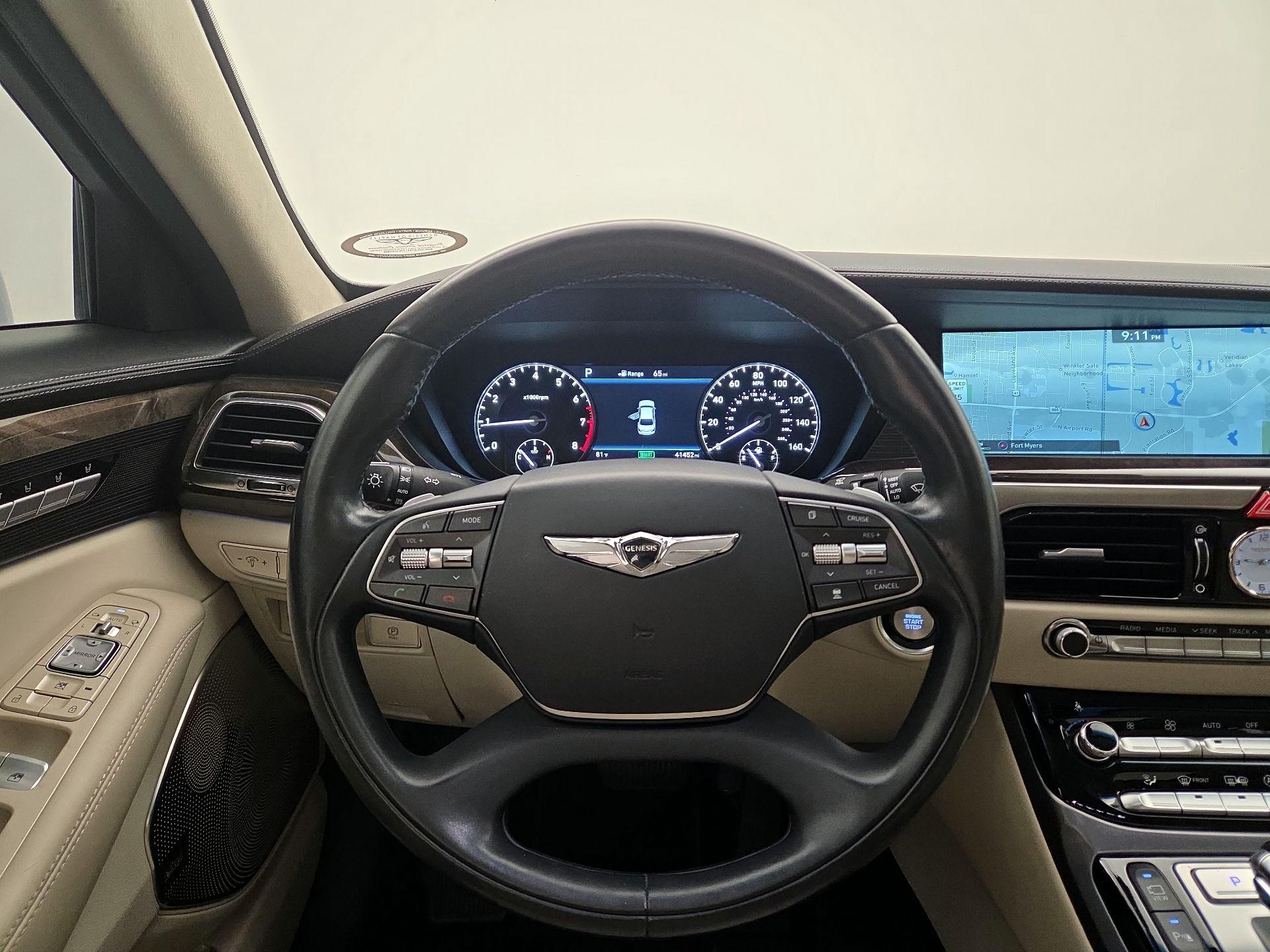 Thumbnail: 2019 Genesis G90 - 10