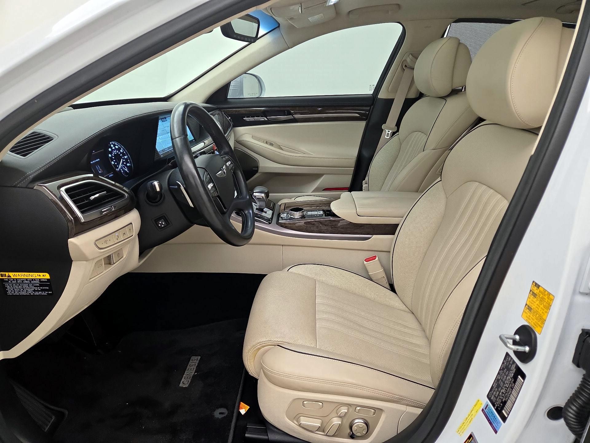 Thumbnail: 2019 Genesis G90 - 11