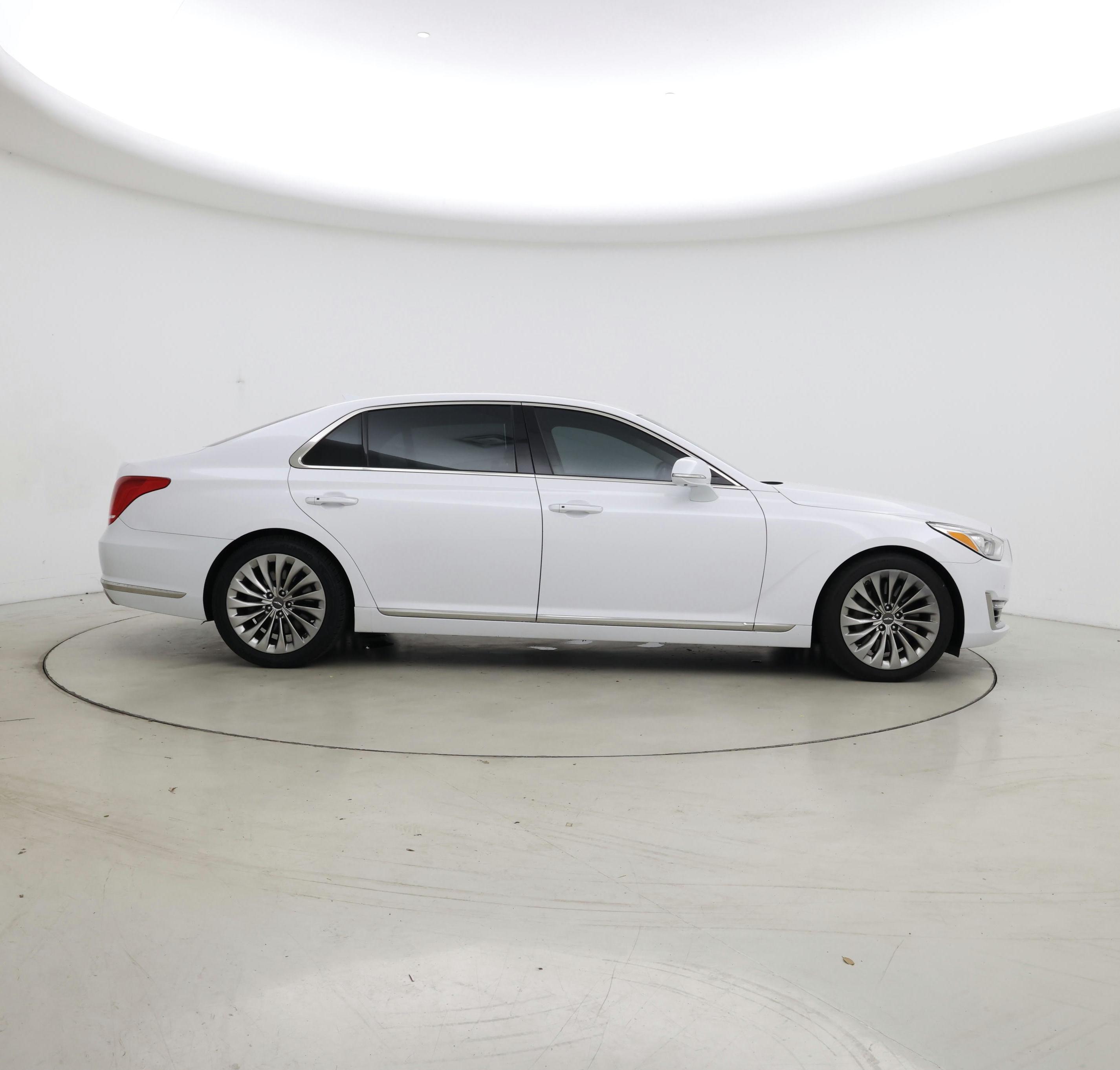 Thumbnail: 2019 Genesis G90 - 7