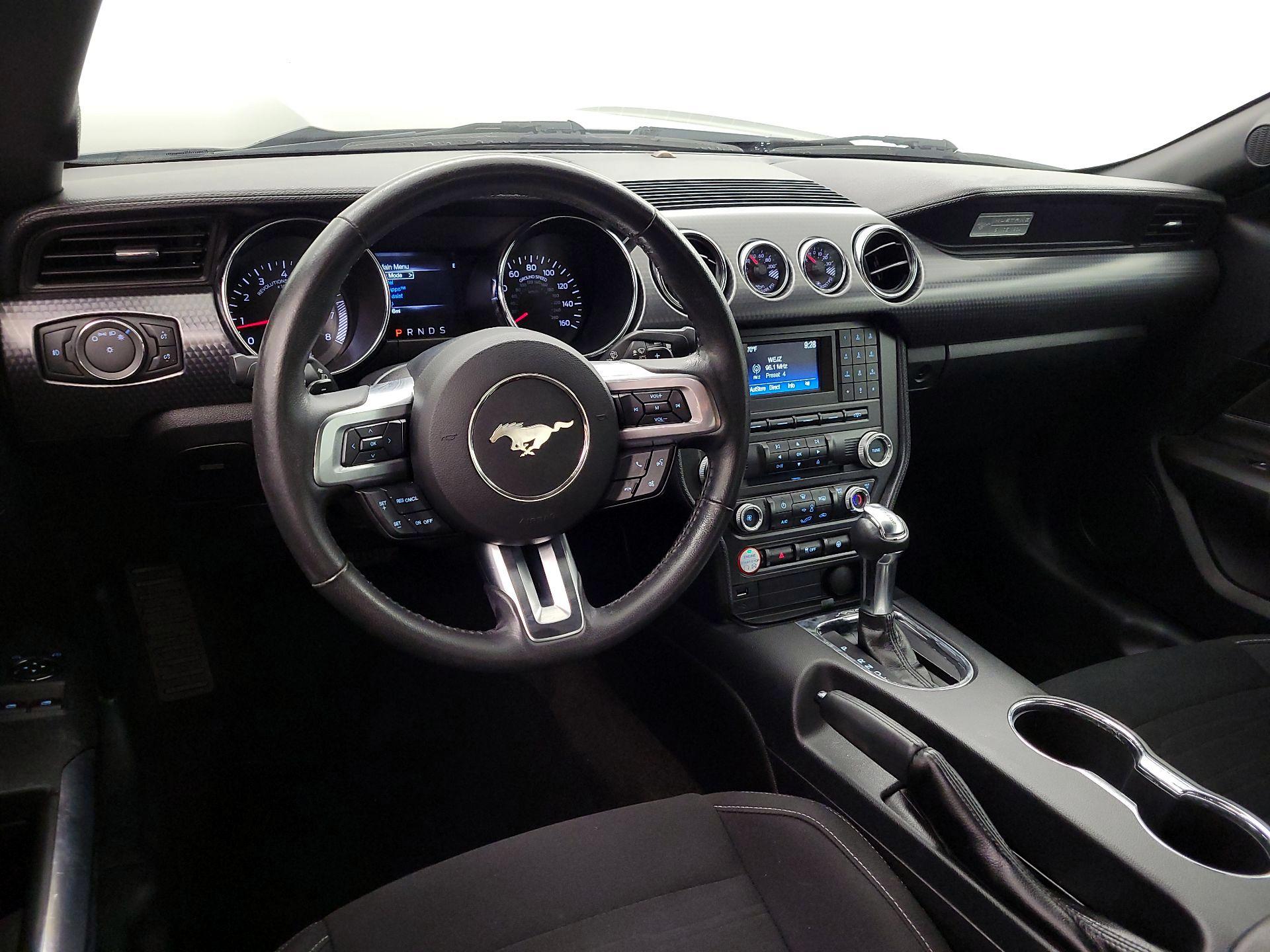 Thumbnail: 2016 Ford Mustang - 9