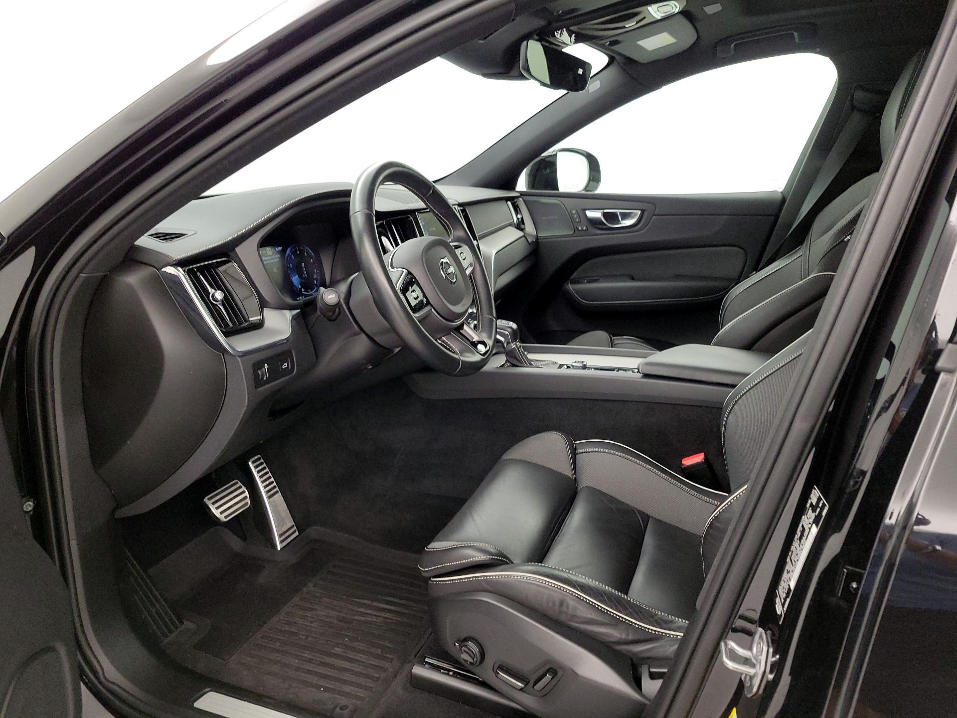 Thumbnail: 2021 Volvo XC60 - 11