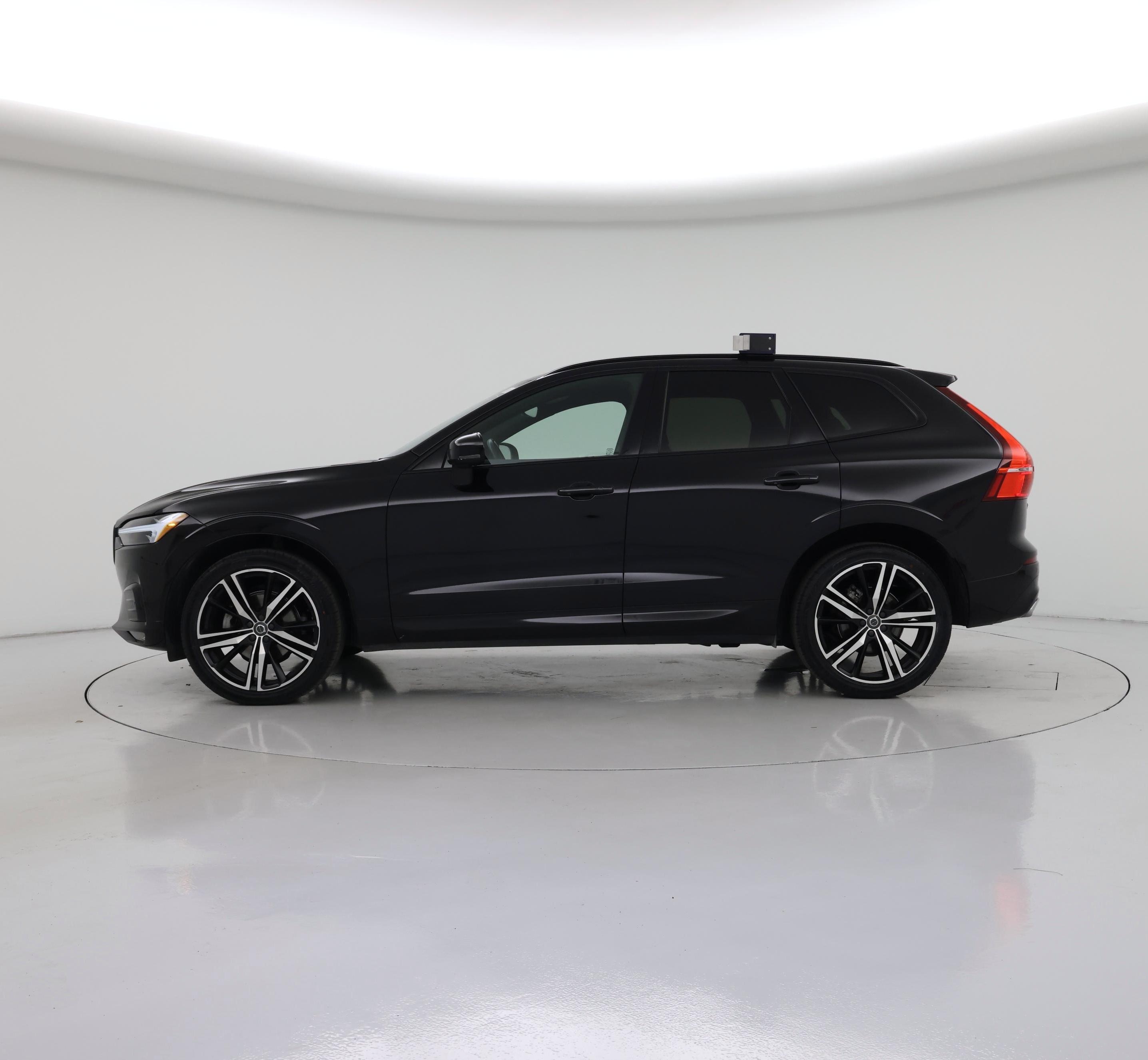 Thumbnail: 2021 Volvo XC60 - 3