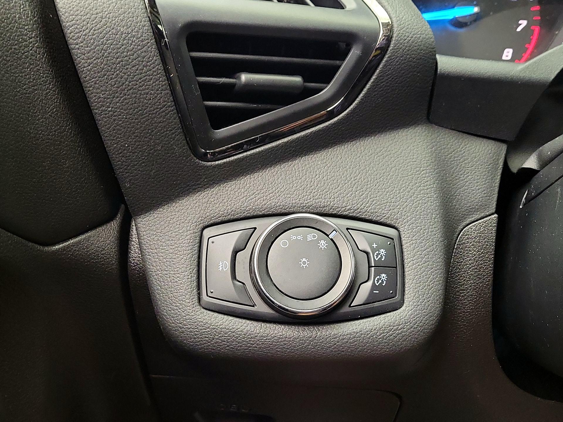 Thumbnail: 2014 Ford Escape - 13