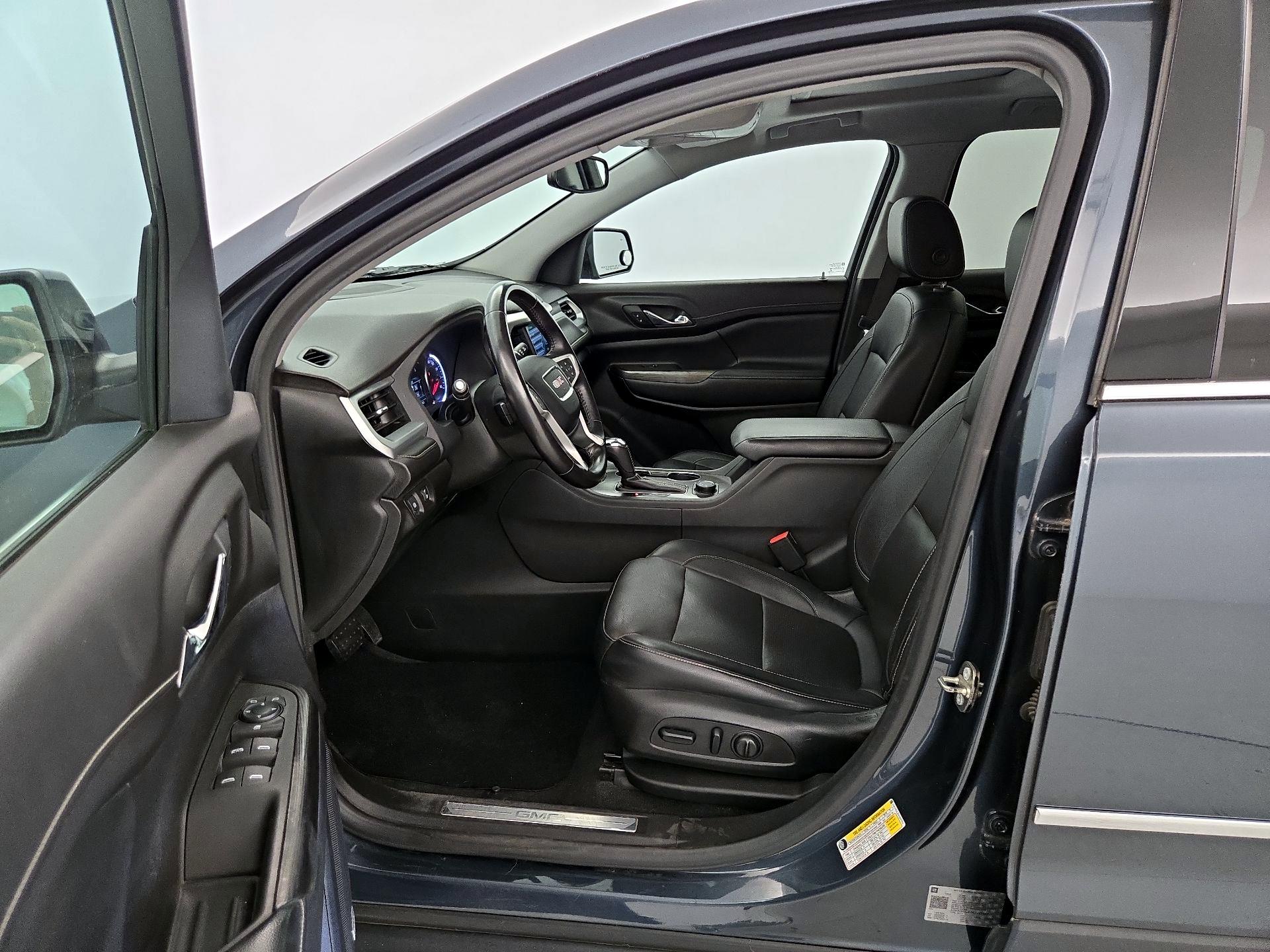 Thumbnail: 2019 GMC Acadia - 11