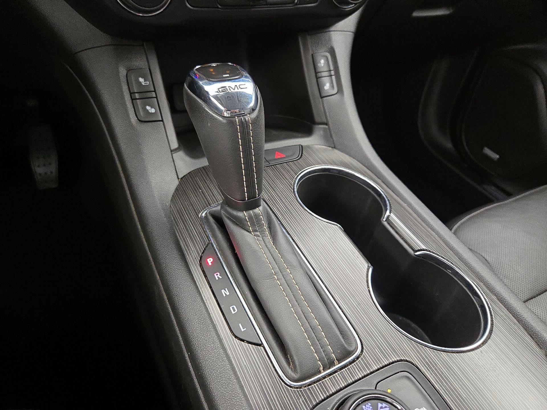 Thumbnail: 2019 GMC Acadia - 17