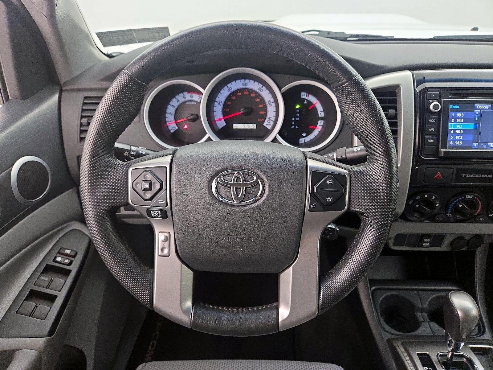 2015 Toyota Tacoma TRD Pro - Photo 11