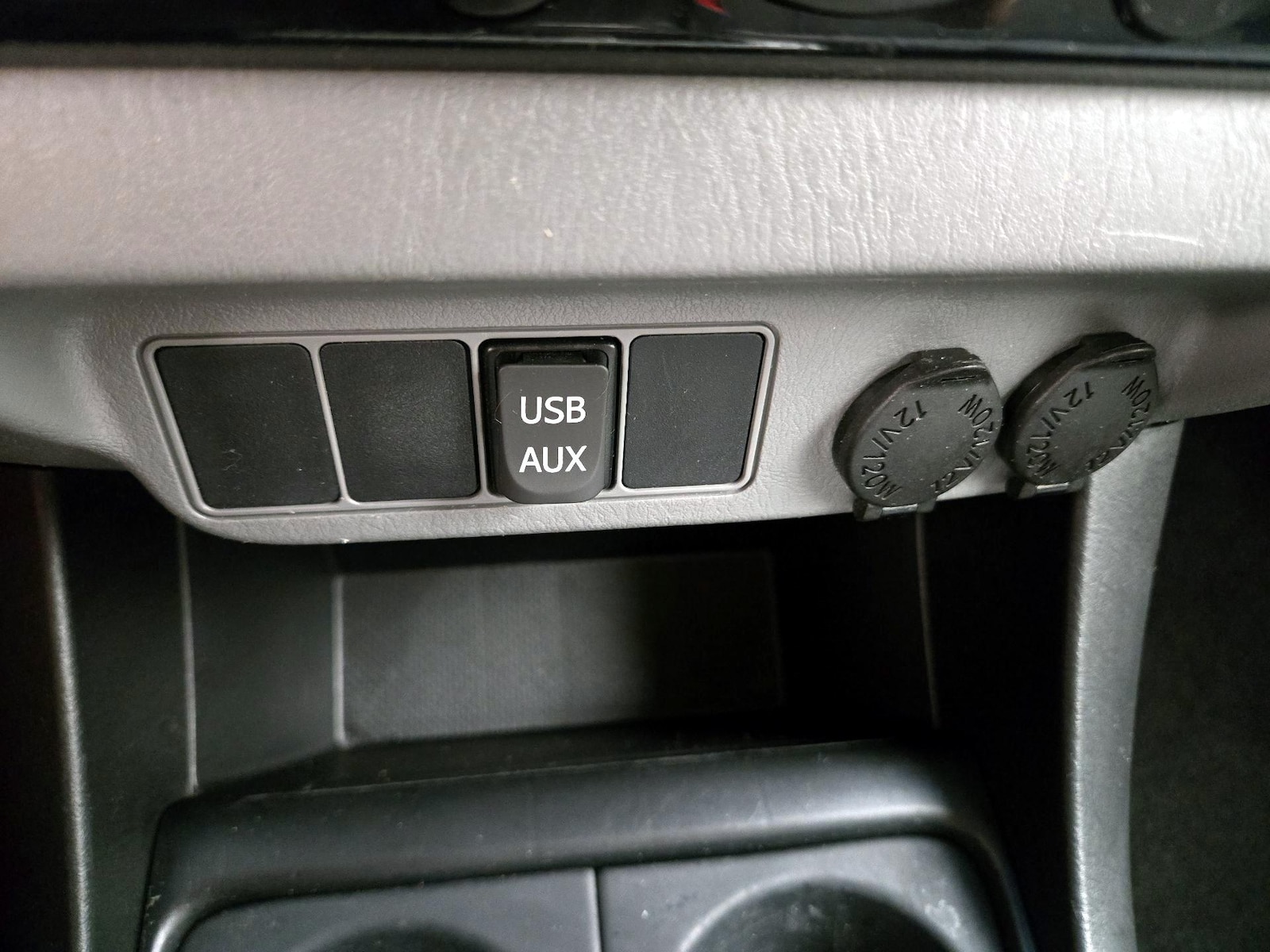 2015 Toyota Tacoma TRD Pro - Photo 19