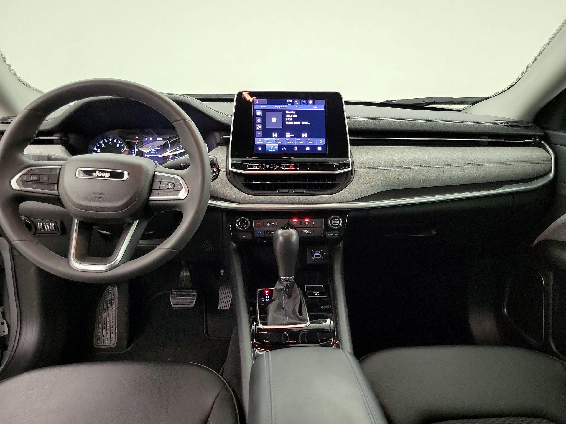 Thumbnail: 2022 Jeep Compass - 9
