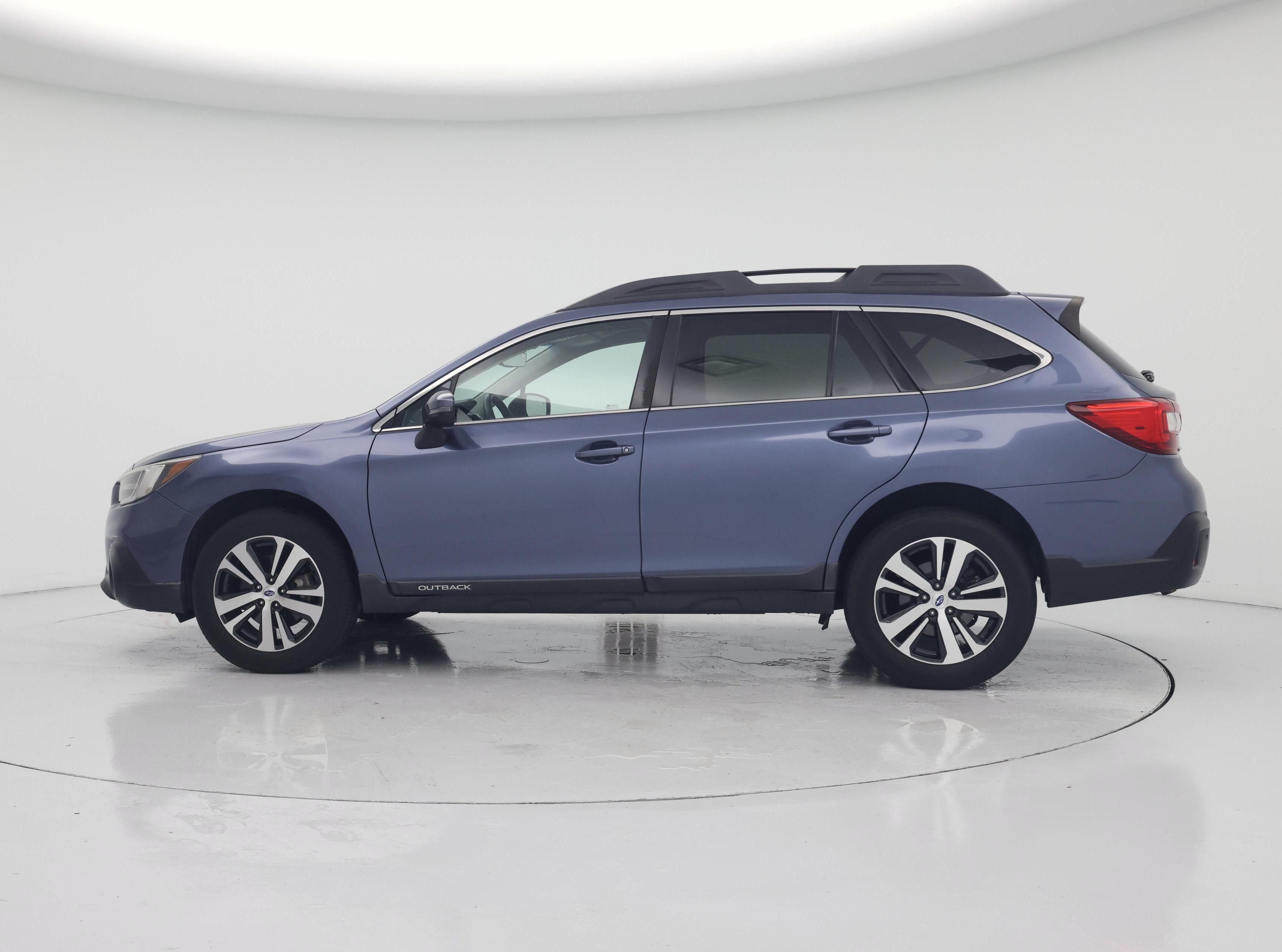 Thumbnail: 2018 Subaru Outback - 3