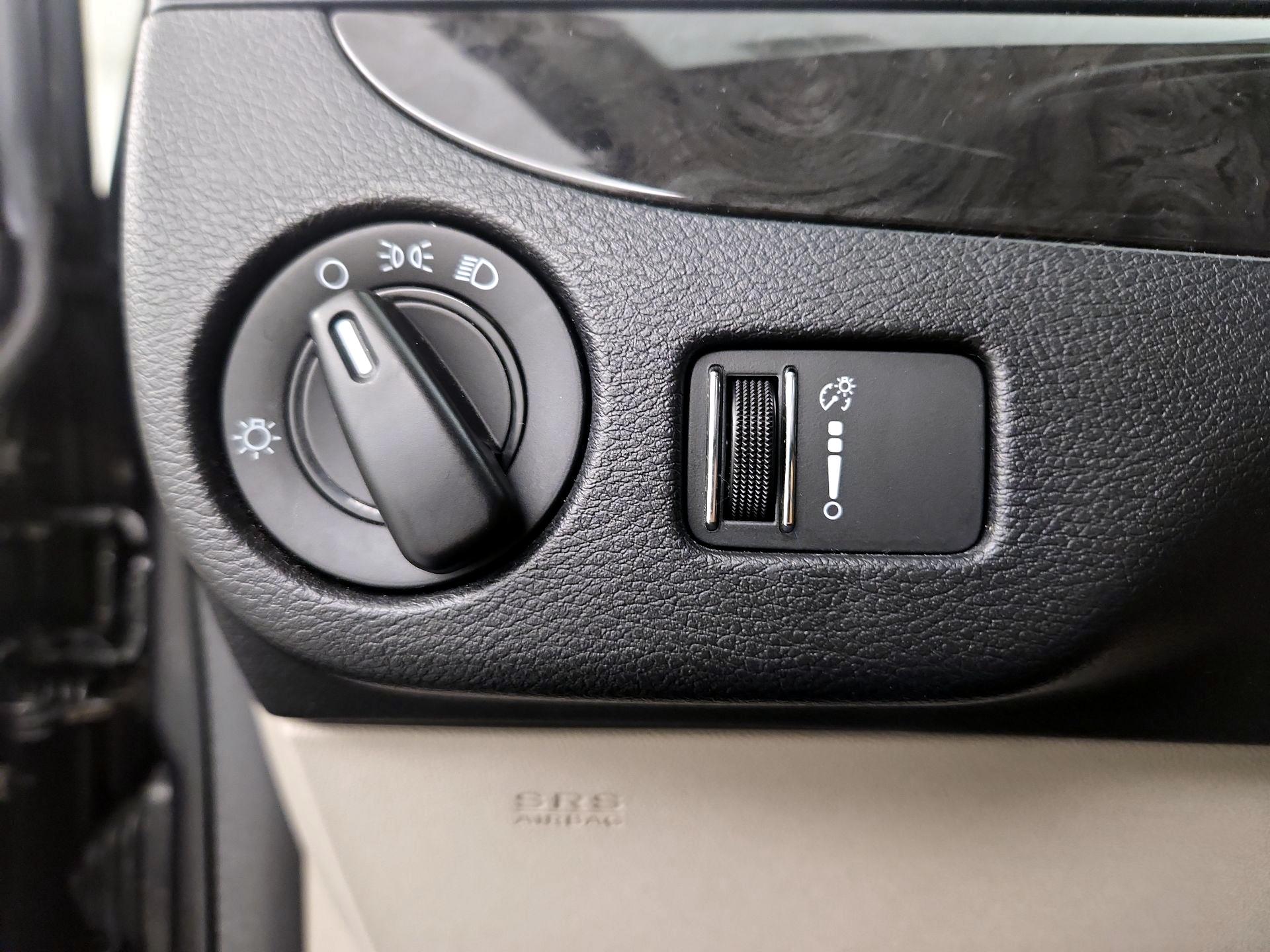 Thumbnail: 2020 Dodge Grand Caravan - 13