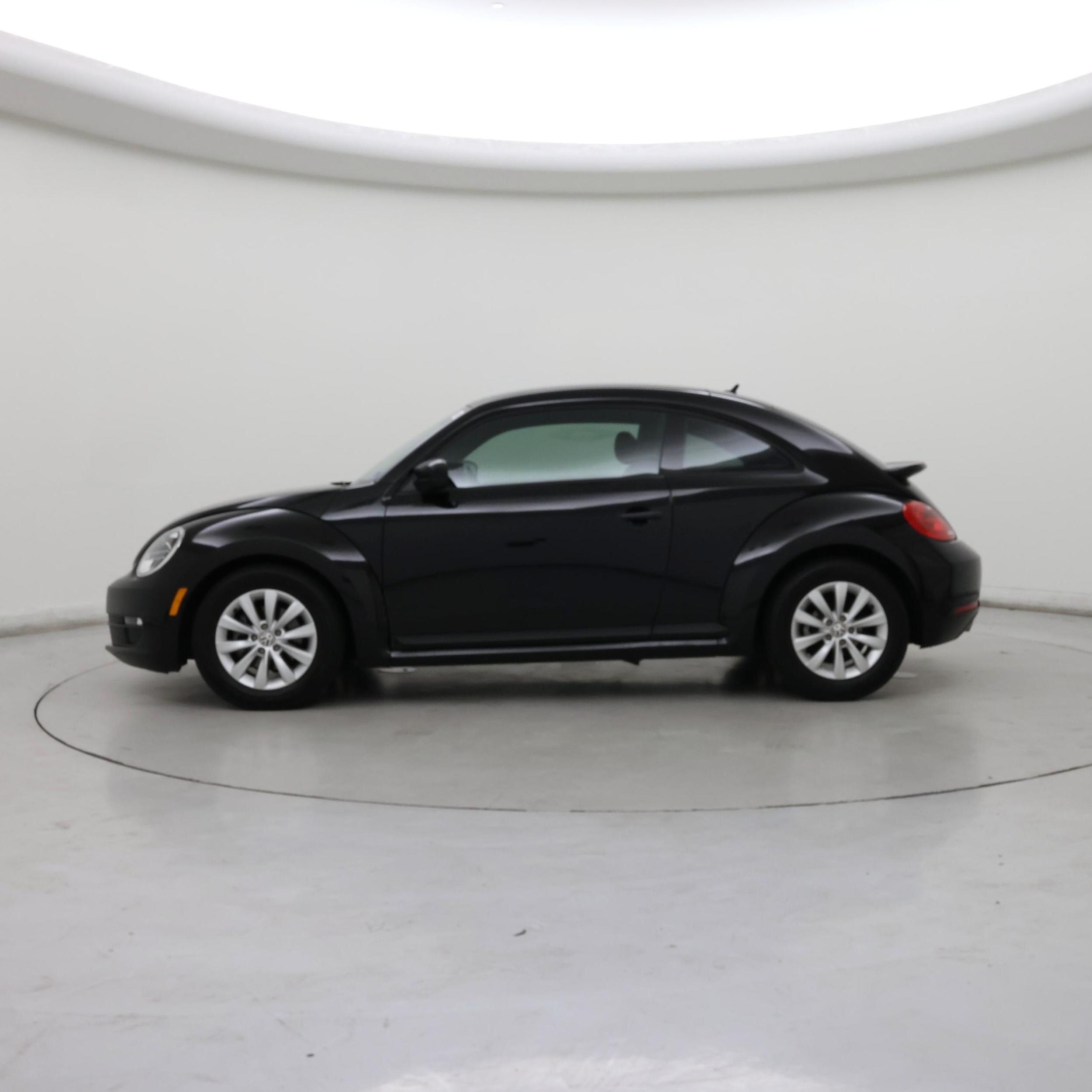 Thumbnail: 2016 Volkswagen Beetle - 3