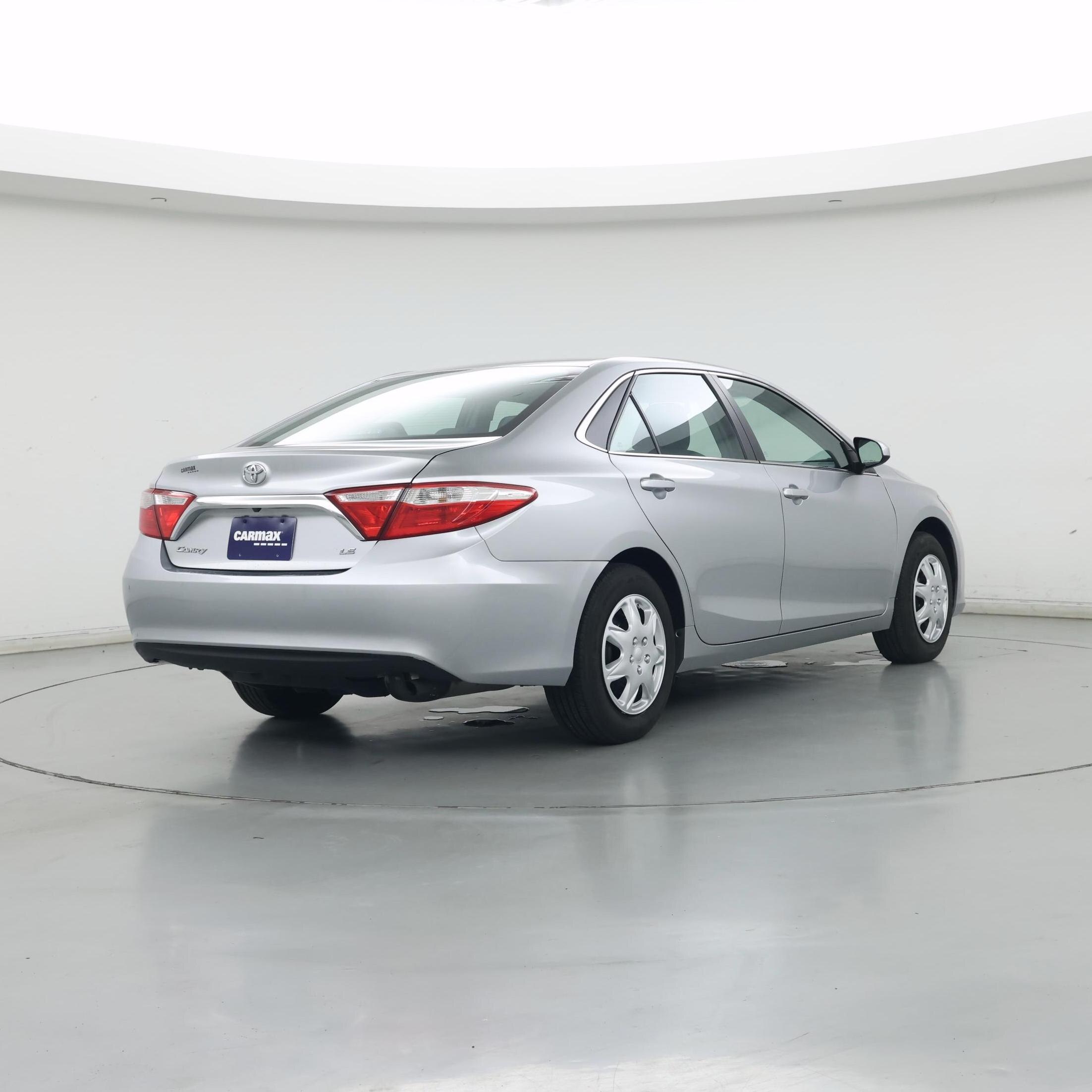 Thumbnail: 2017 Toyota Camry - 8