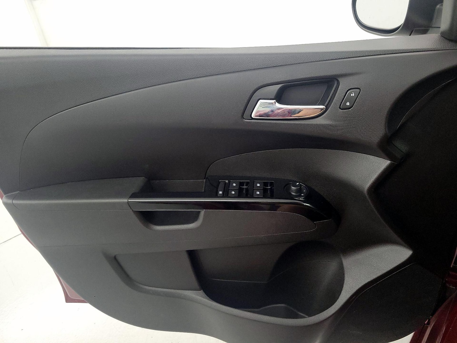 2020 Chevrolet Sonic LT - Photo 13