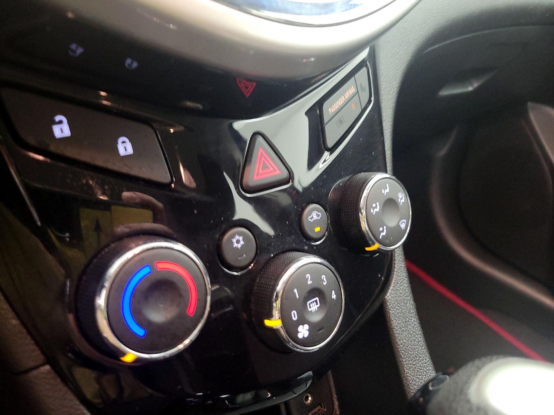 Thumbnail: 2020 Chevrolet Sonic - 17