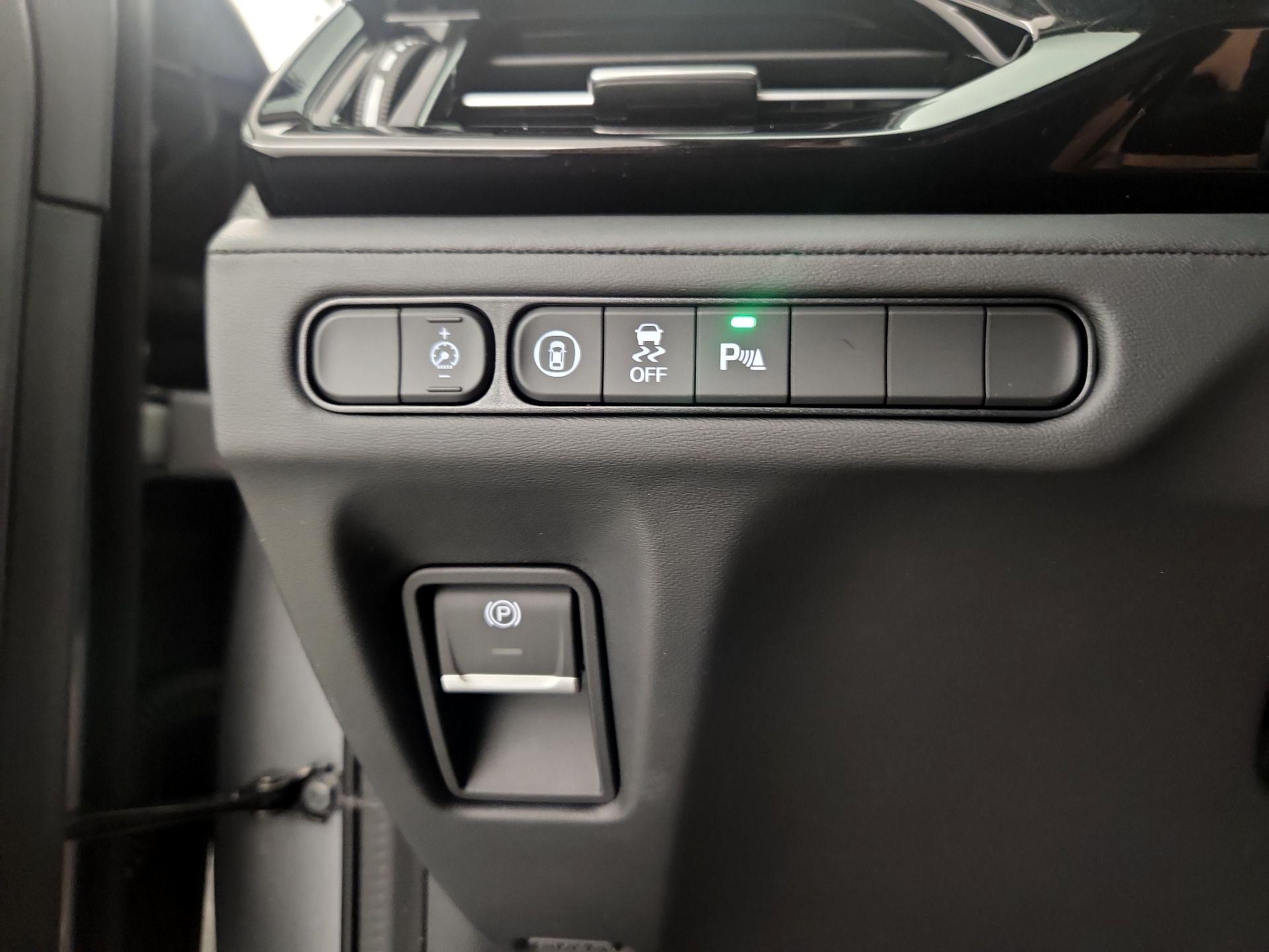 Thumbnail: 2025 Acura MDX - 13