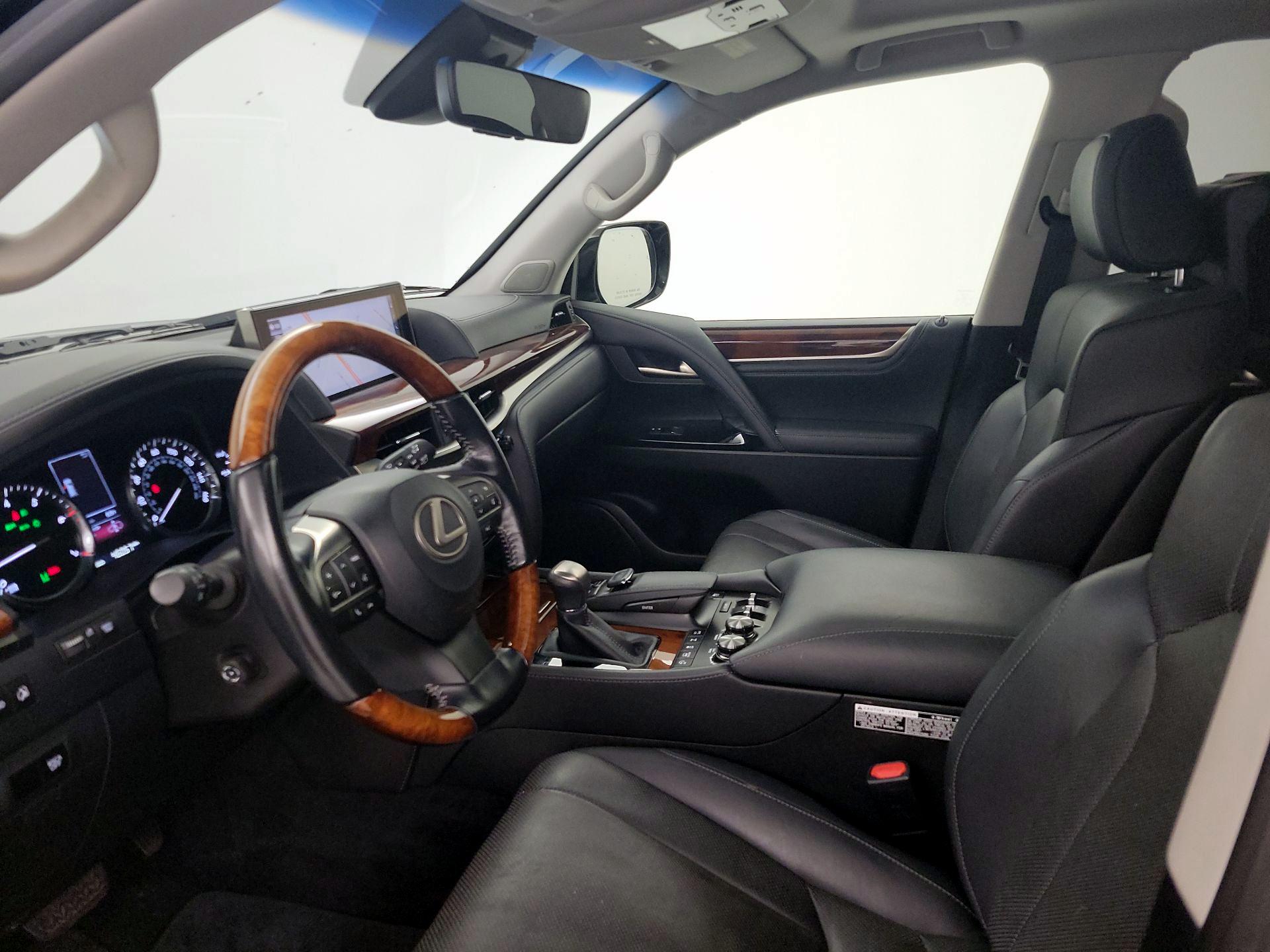 Thumbnail: 2017 Lexus LX - 11