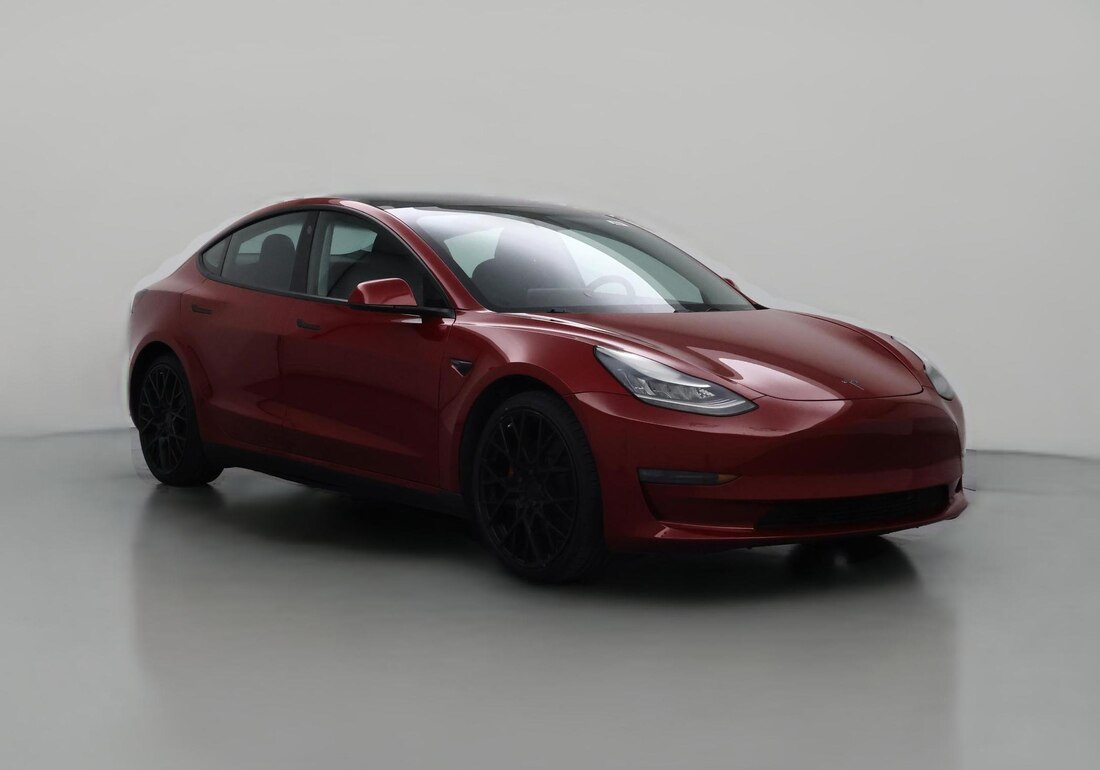 2019 Tesla Model 3 Performance All-Wheel Drive in Red — CarMax photo