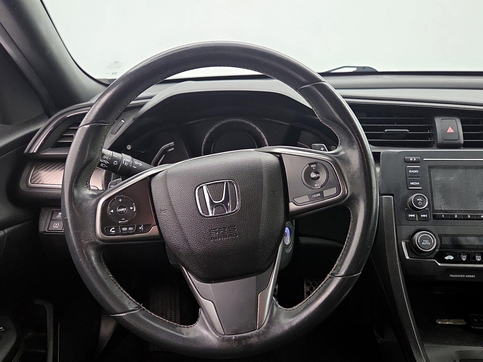 2017 Honda Civic Hatchback Sport - Photo 11