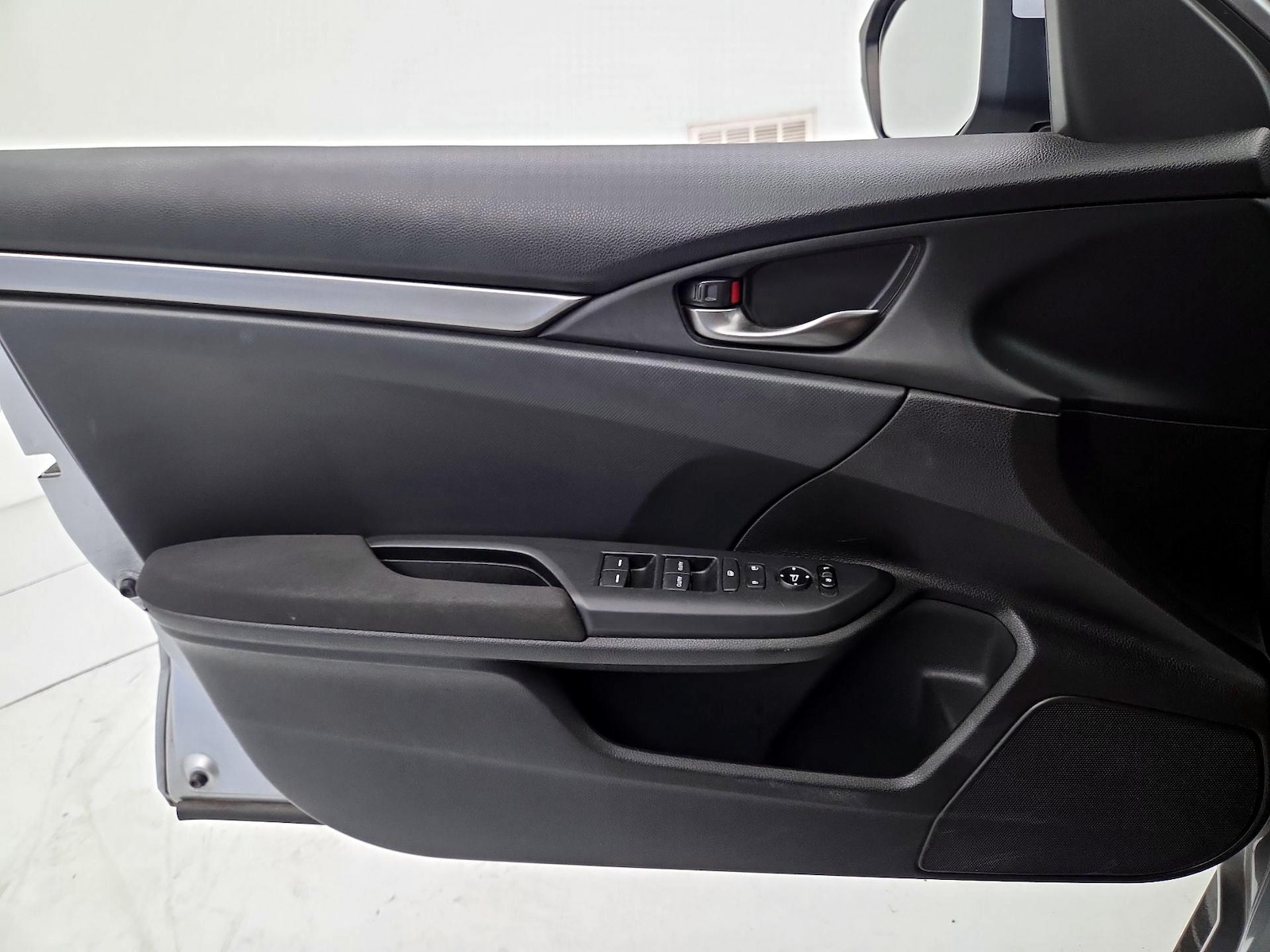 2017 Honda Civic Hatchback Sport - Photo 13