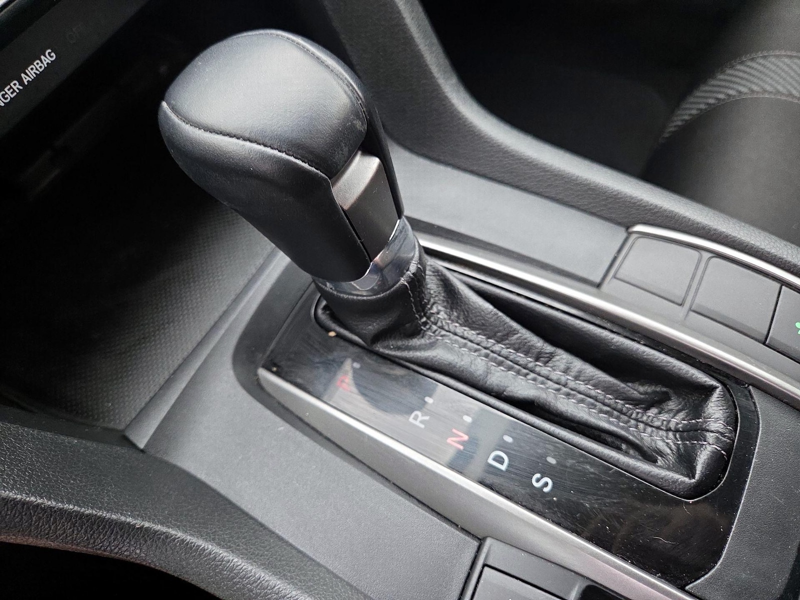 2017 Honda Civic Hatchback Sport - Photo 18