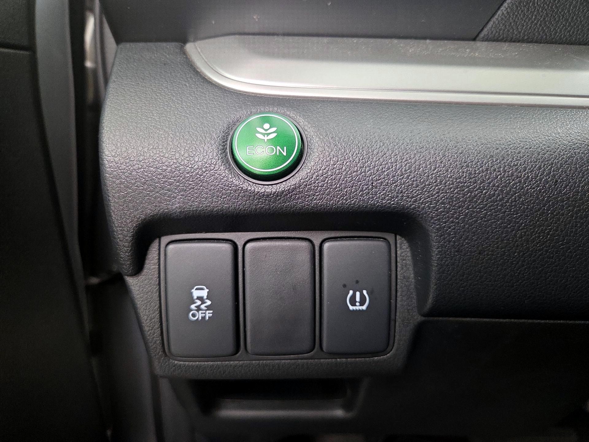 Thumbnail: 2016 Honda CR-V - 13