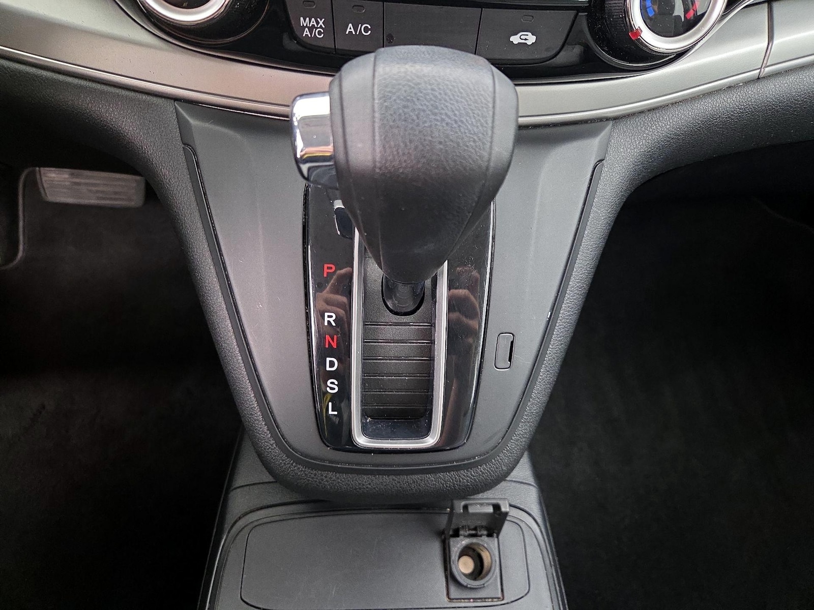 2016 Honda CR-V LX - Photo 18