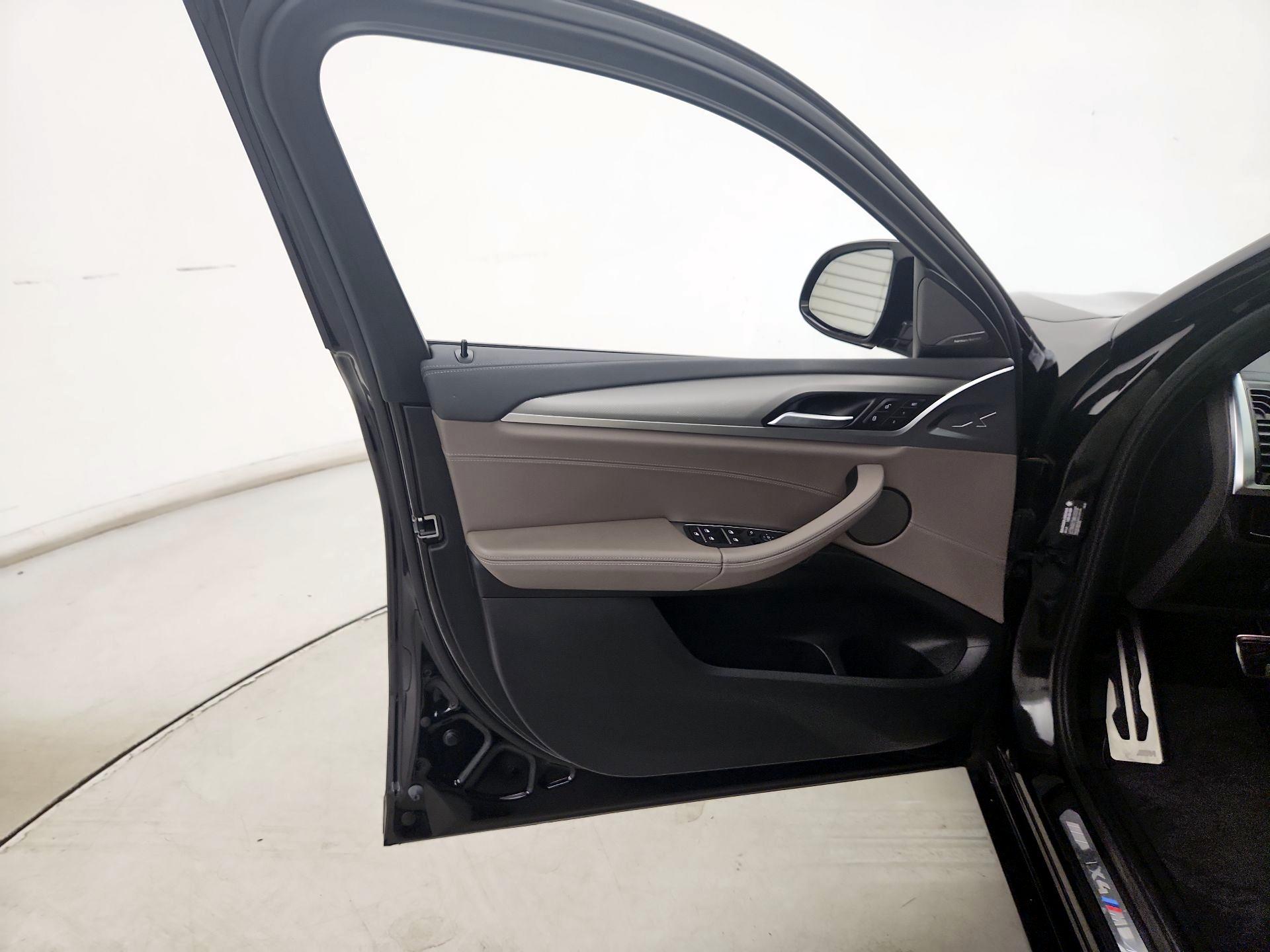 Thumbnail: 2020 BMW X4 - 12