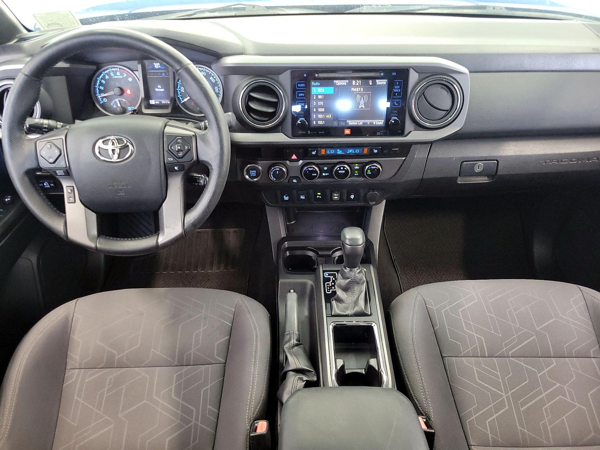 Thumbnail: 2016 Toyota Tacoma - 9